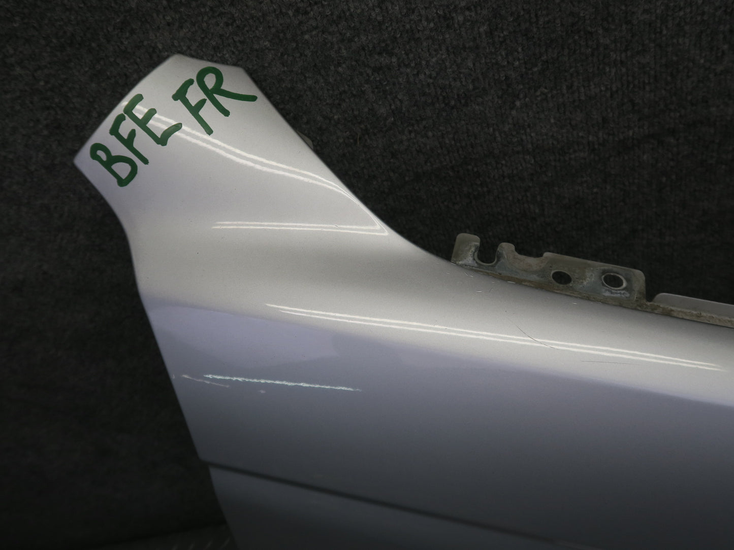 97-03 BMW E39 540ia Front Right Fender Sheel Cover Panel Titan Silver OEM