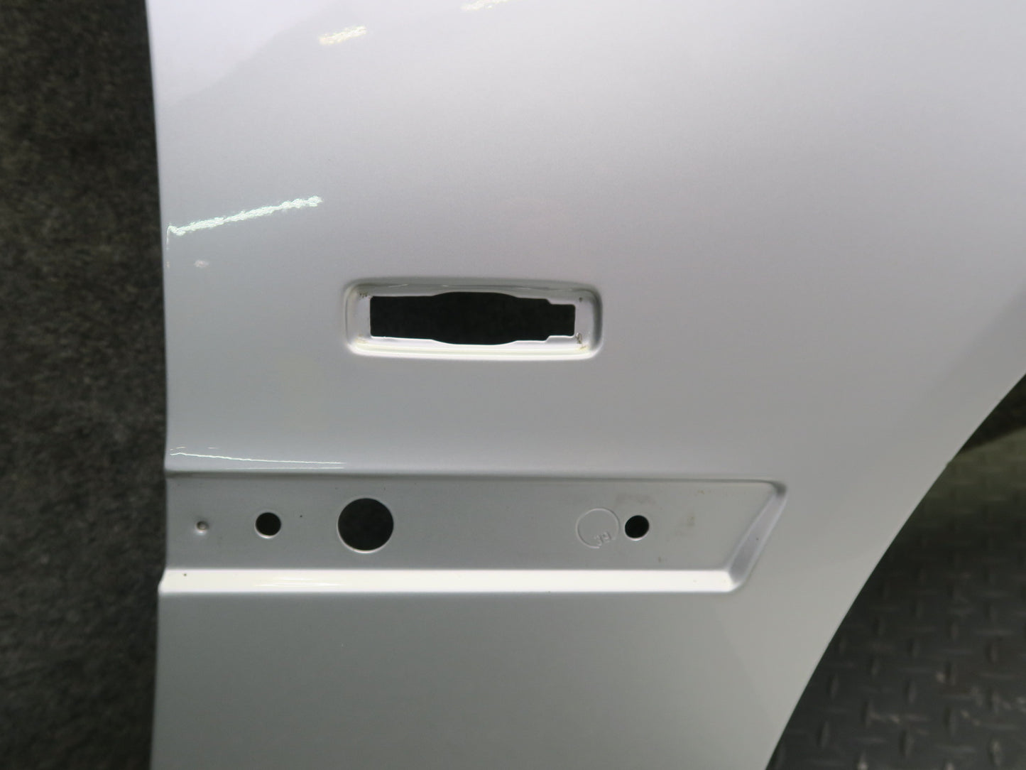 97-03 BMW E39 540ia Front Right Fender Sheel Cover Panel Titan Silver OEM