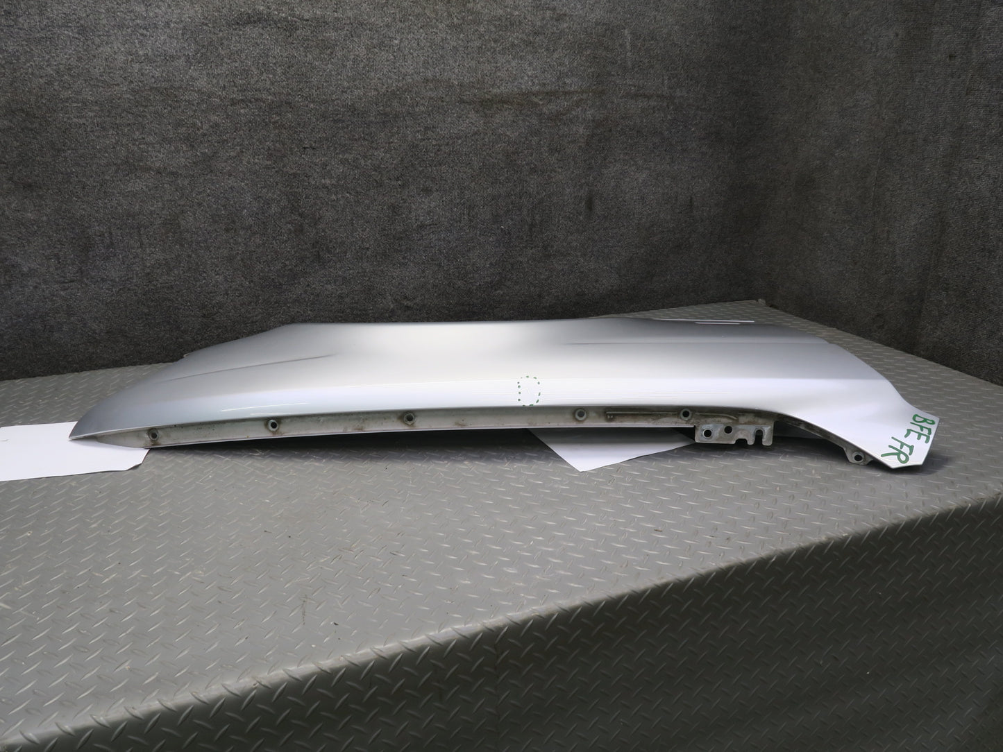 97-03 BMW E39 540ia Front Right Fender Sheel Cover Panel Titan Silver OEM