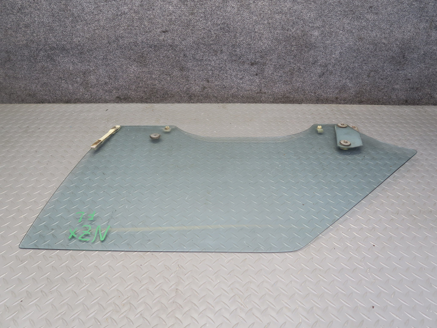 79-83 Datsun Nissan 280ZX S130 2+2 Front Left Driver Side Door Glass Window OEM