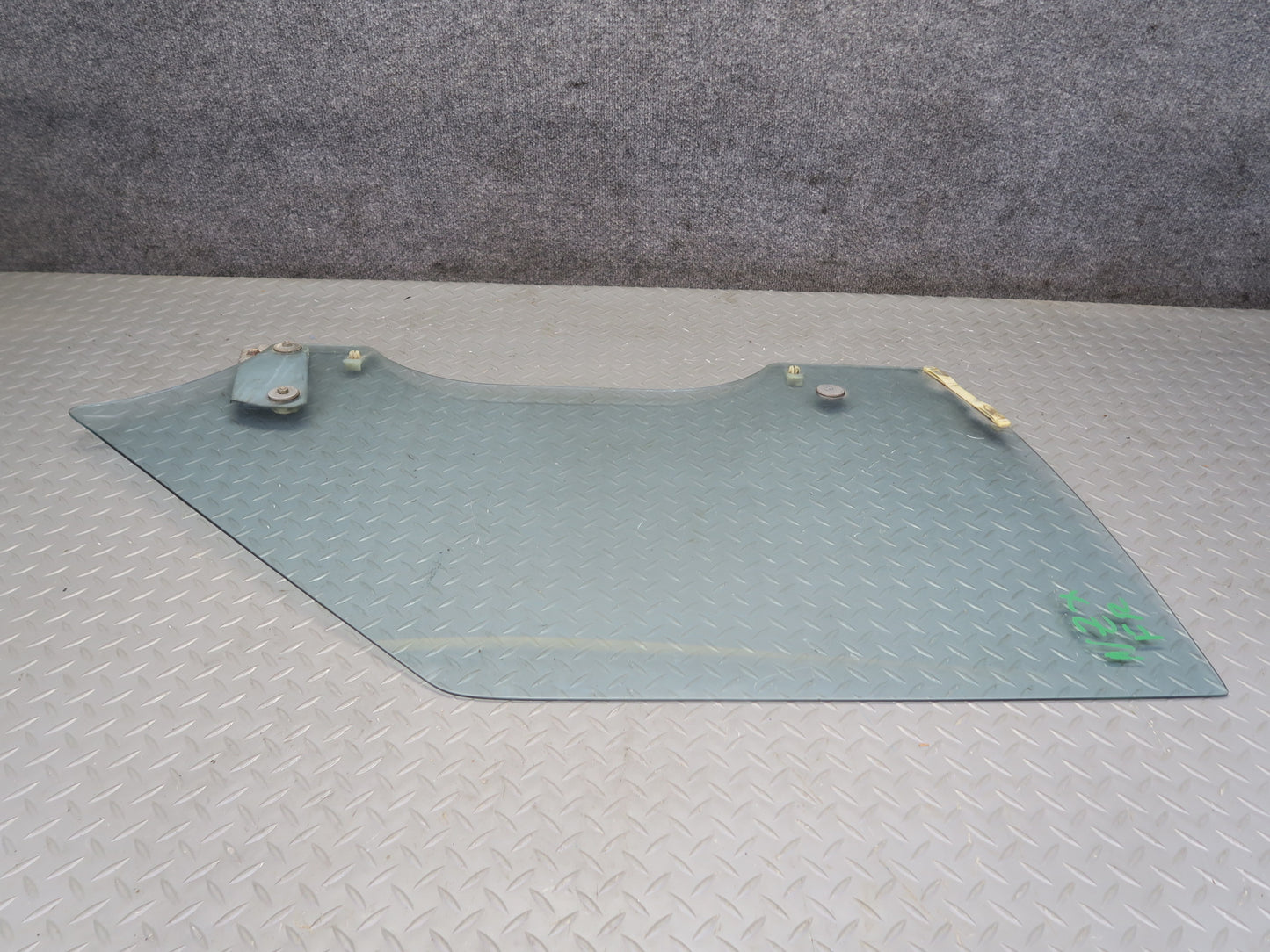 79-83 Datsun Nissan 280ZX S130 2+2 Front Right Door Glass Window OEM