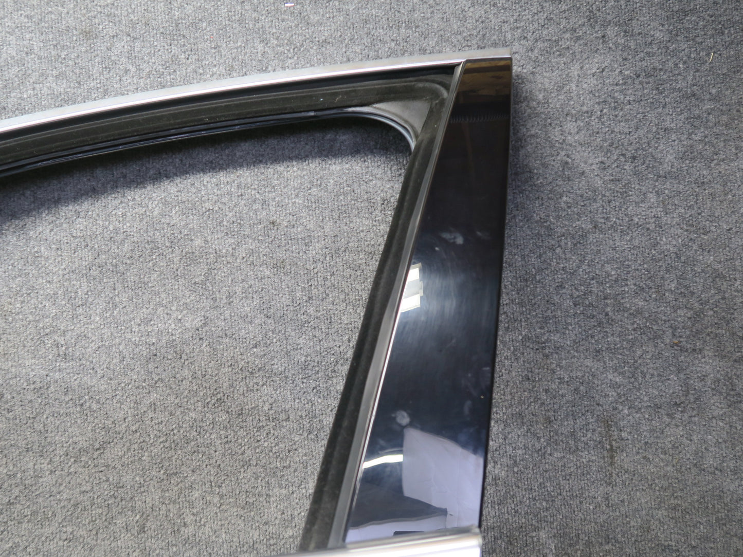 2017-2023 Alfa Romeo Stelvio Front Left Side Door Shell Panel W/o Glass Gray