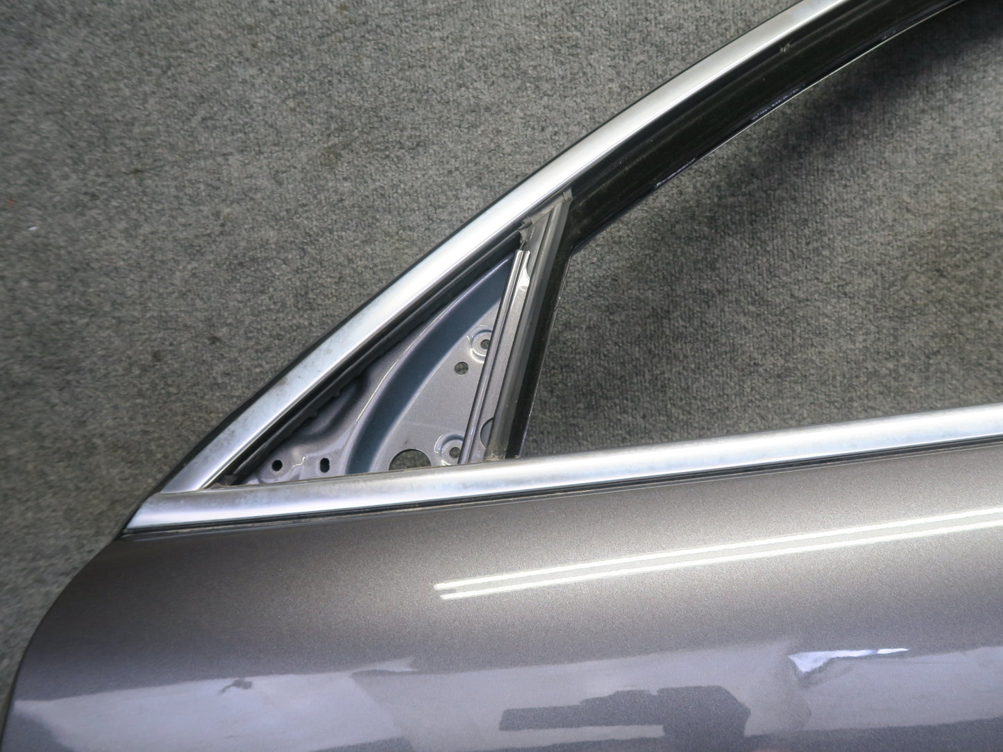 2017-2023 Alfa Romeo Stelvio Front Left Side Door Shell Panel W/o Glass Gray