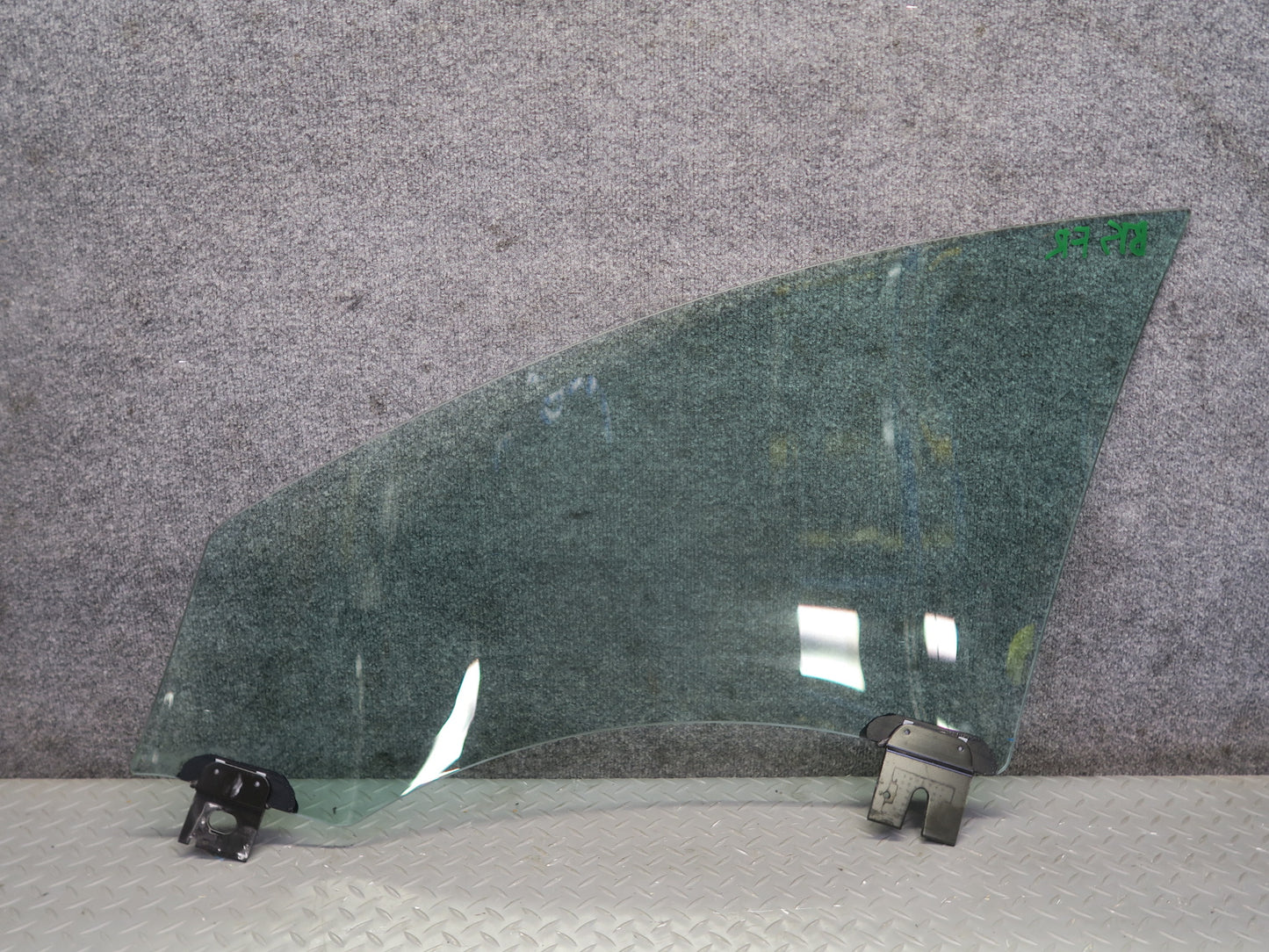 2016-2019 Tesla Model S 75D Front Right Passenger Side Door Window Glass