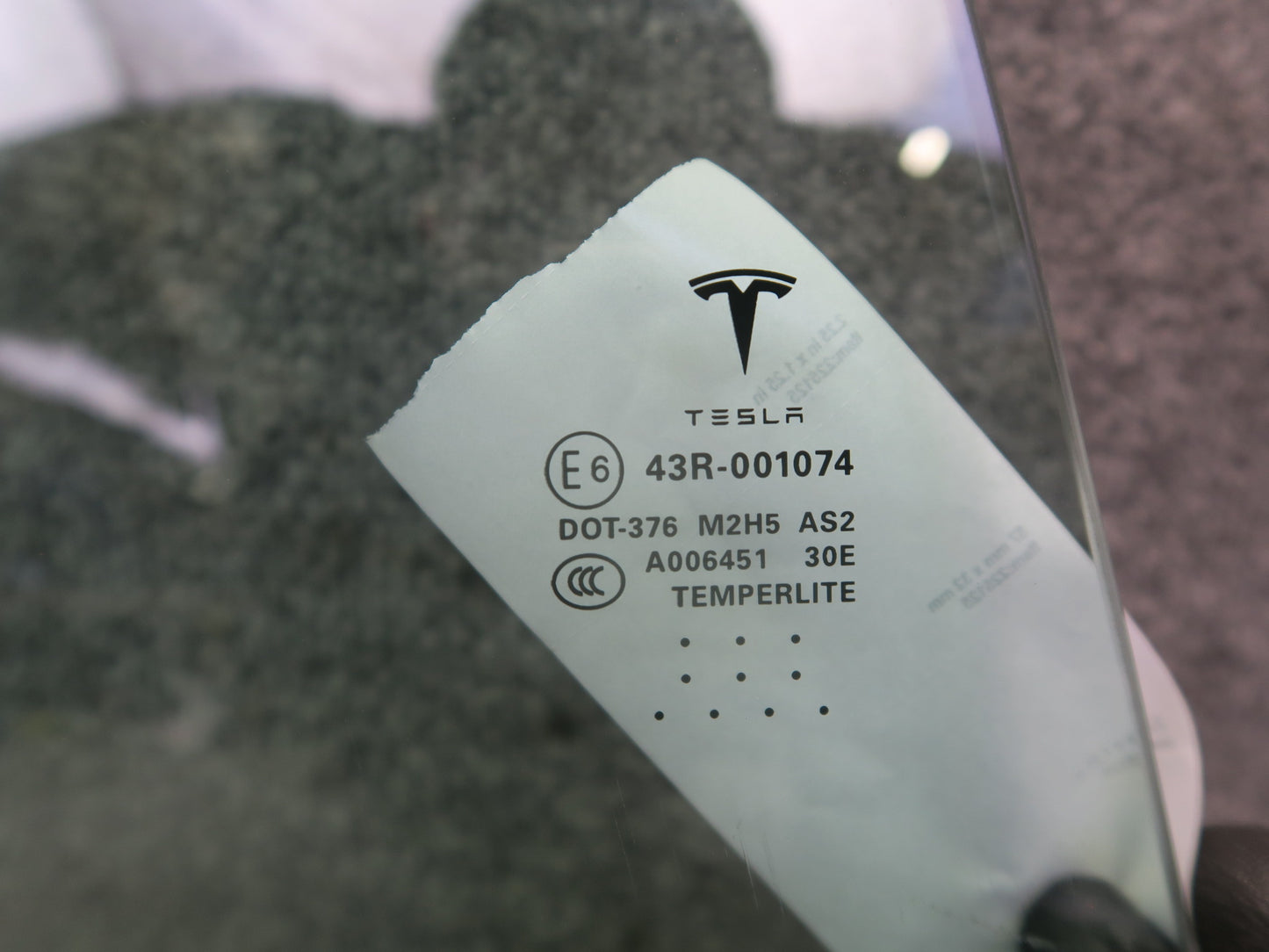 2016-2019 Tesla Model S 75D Rear Right Passenger Side Door Window Glass