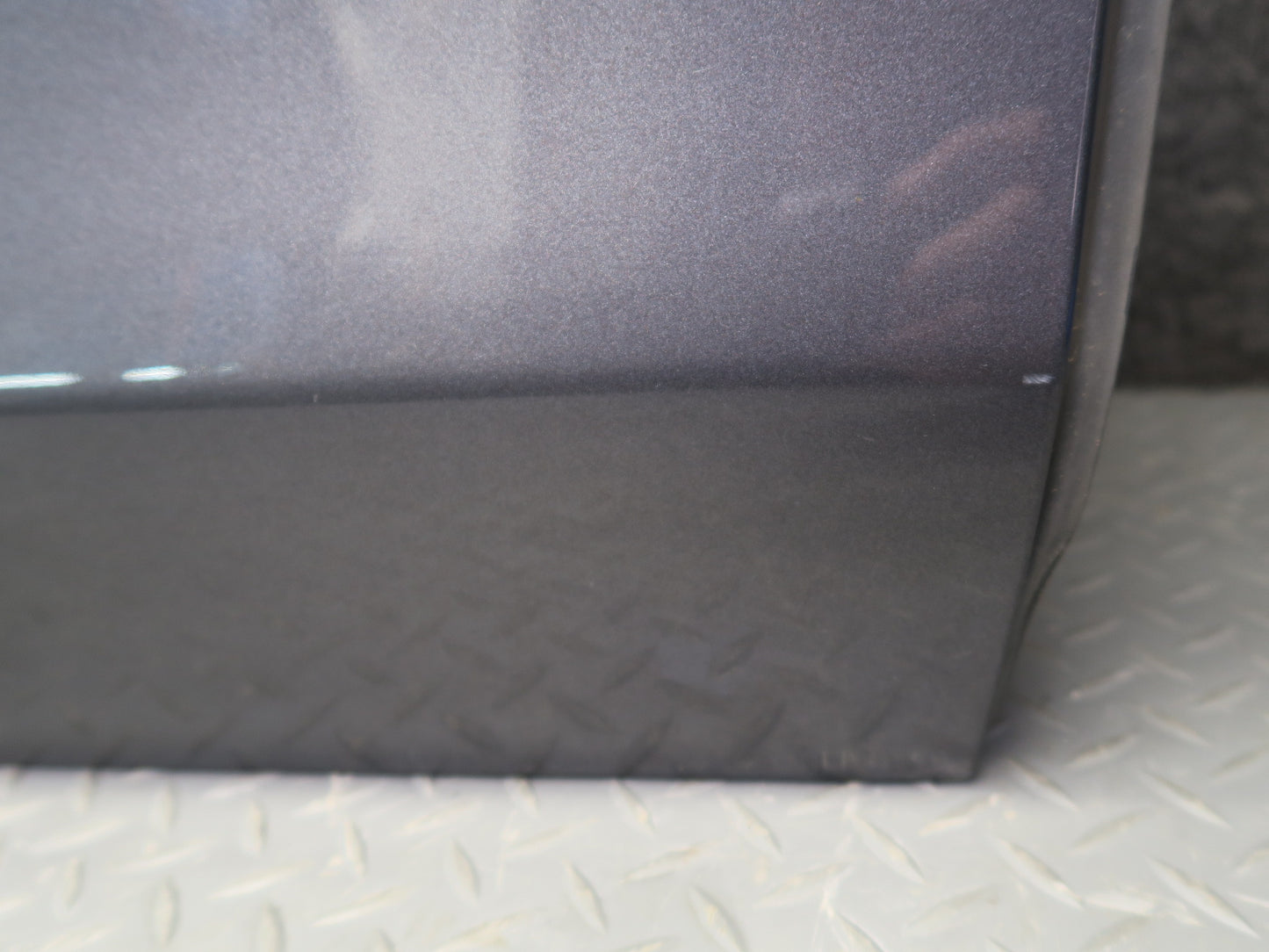 2017-2023 Alfa Romeo Stelvio Front Right Side Door Shell Panel W/o Glass Gray