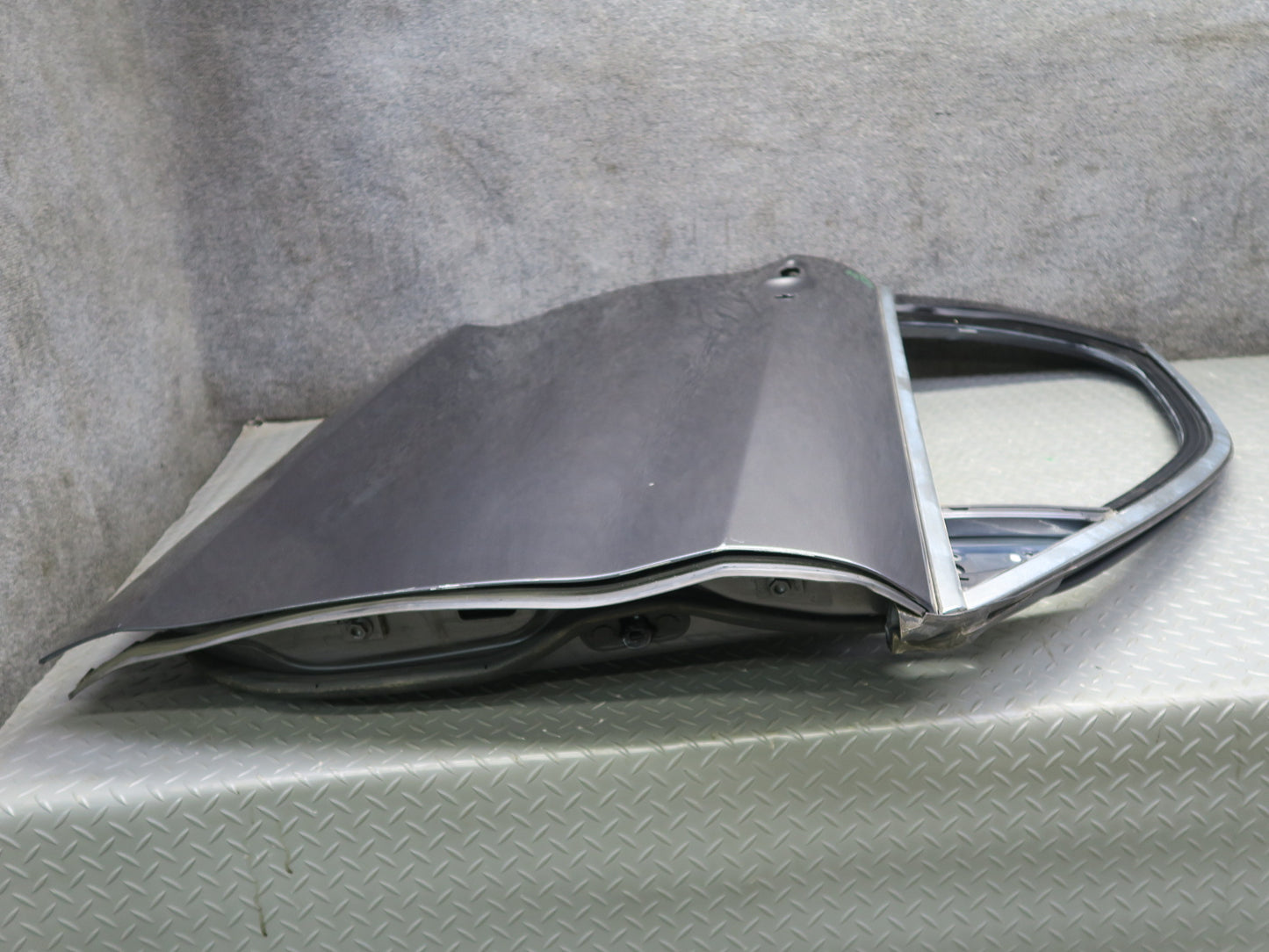 2017-2023 Alfa Romeo Stelvio Front Right Side Door Shell Panel W/o Glass Gray