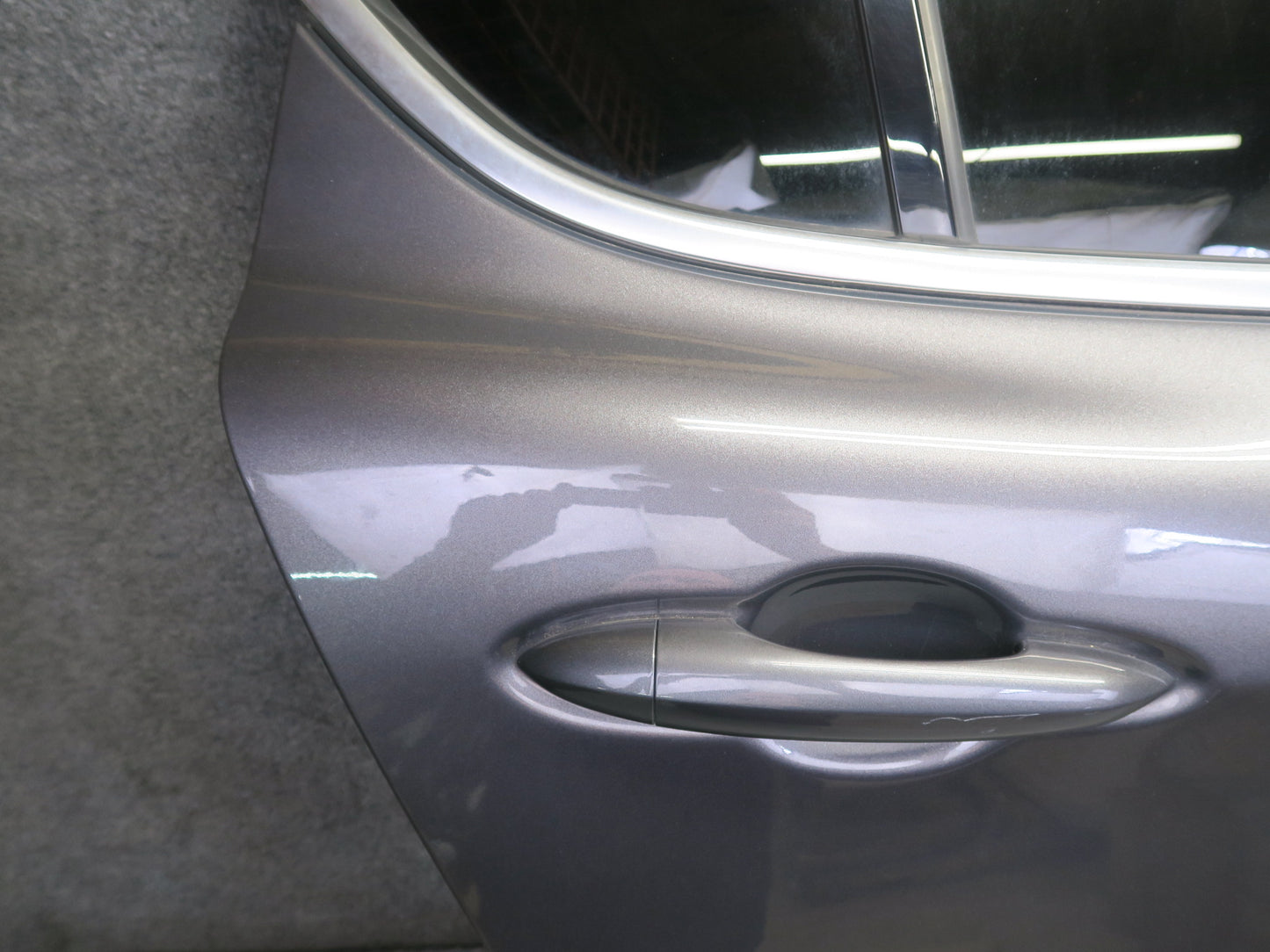 2017-2023 Alfa Romeo Stelvio Rear Right Side Door Shell Panel W/ Glass Gray