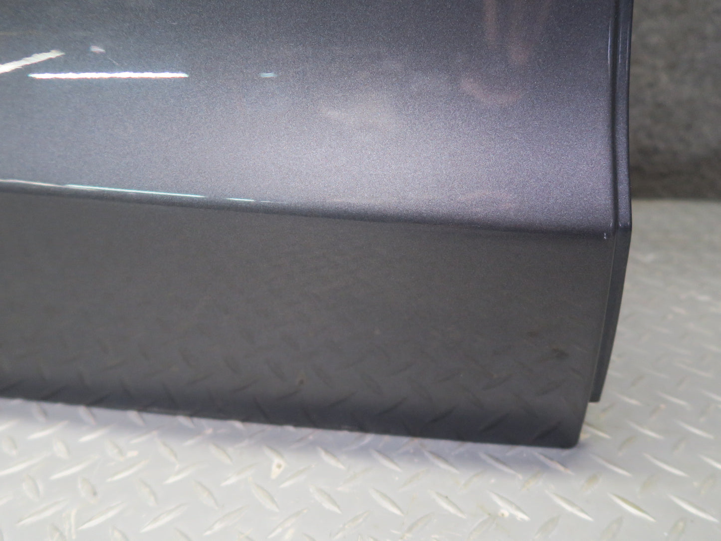 2017-2023 Alfa Romeo Stelvio Rear Right Side Door Shell Panel W/ Glass Gray
