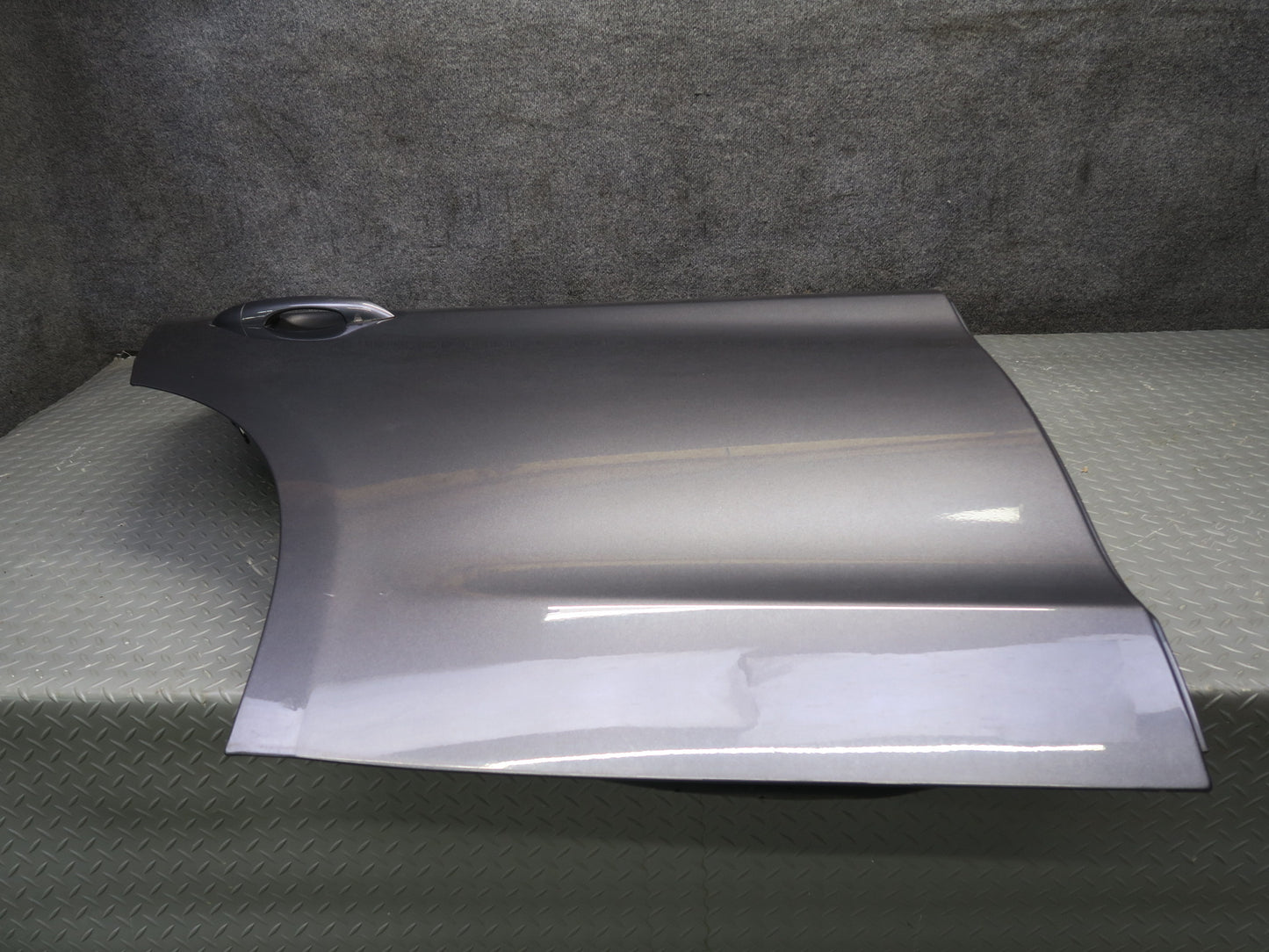 2017-2023 Alfa Romeo Stelvio Rear Right Side Door Shell Panel W/ Glass Gray