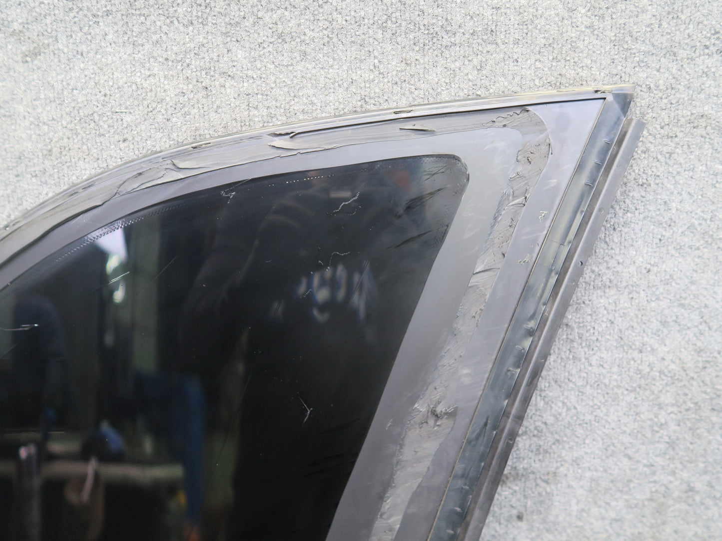 00-06 BMW E53 X5 Rear Left Quarter Glass Window OEM