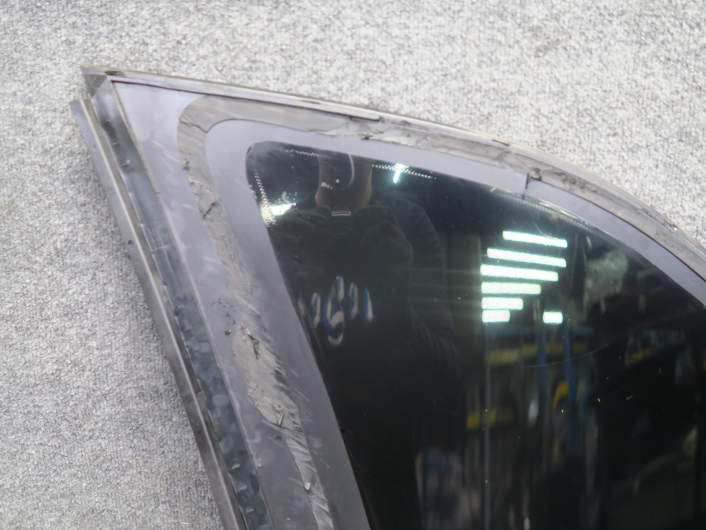 00-06 BMW E53 X5 Rear Right Quarter Glass Window OEM