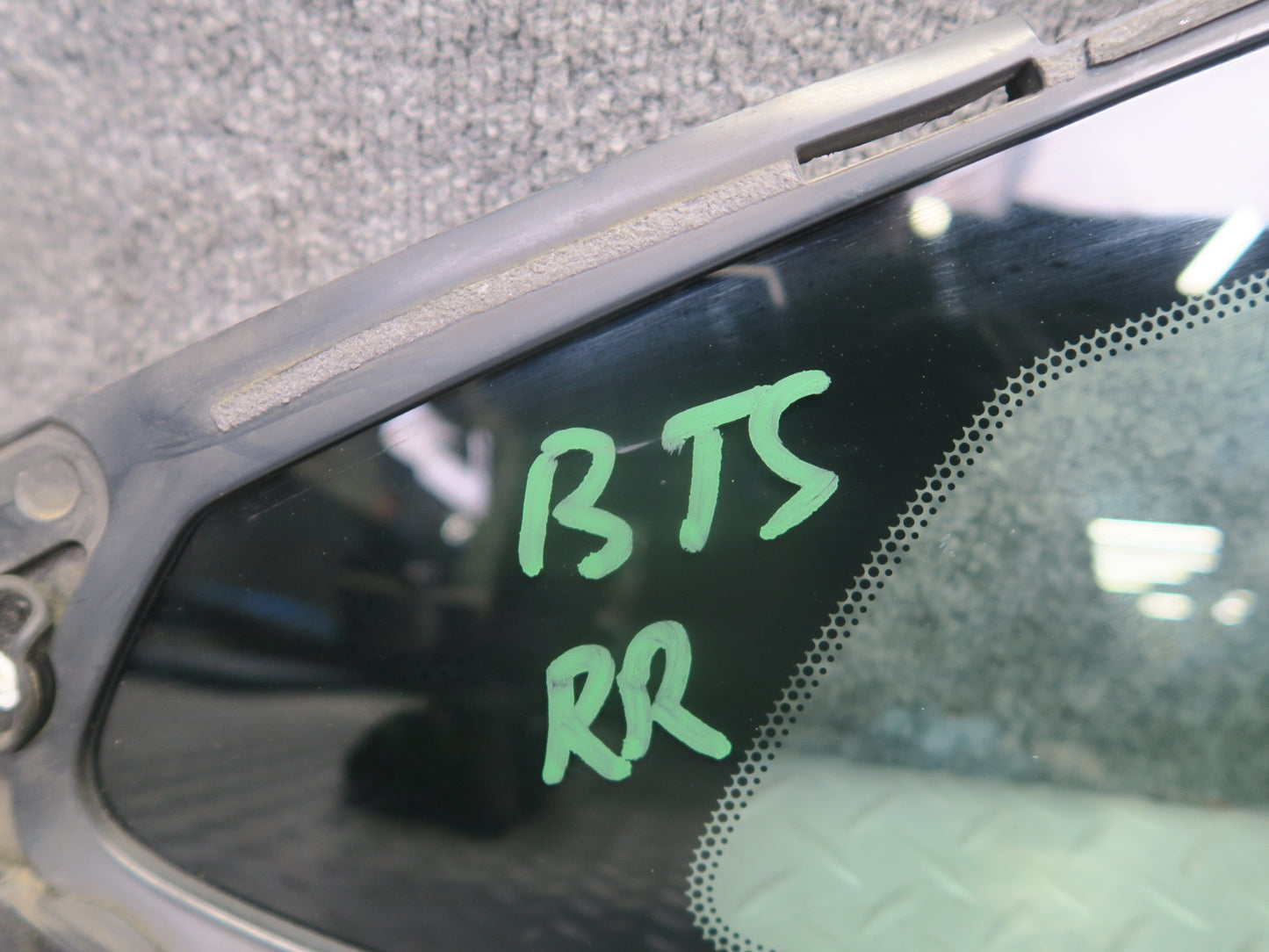 2016-2019 Tesla Model S 75D Rear Right Pass Side Quarter Window Glass