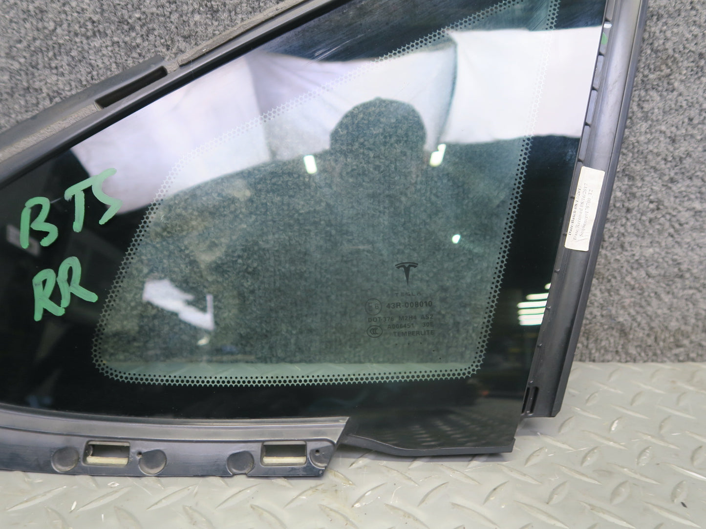 2016-2019 Tesla Model S 75D Rear Right Pass Side Quarter Window Glass