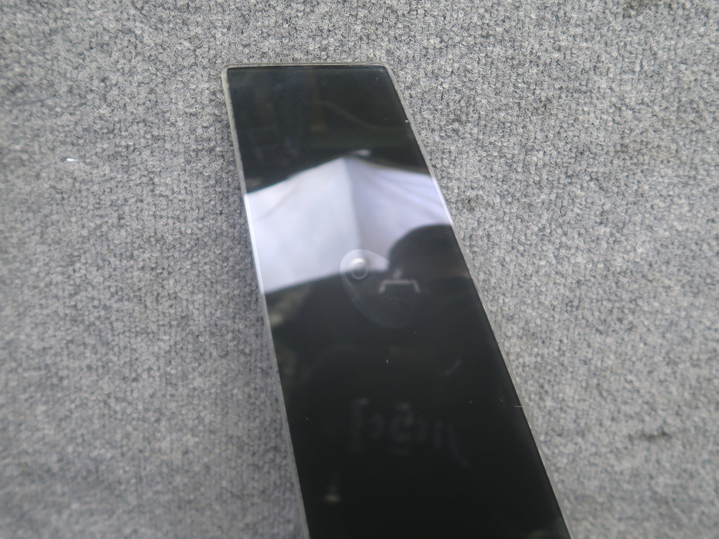 2016-2019 Tesla Model S 75D Right Pass Side B-pillar Glass Applique W/ Camera
