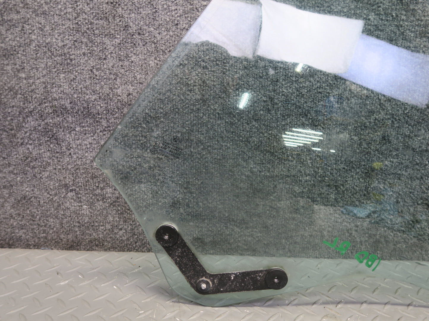 01-06 BMW E46 330ci Convertible Rear Left Driver Side Quarter Glass Window OEM