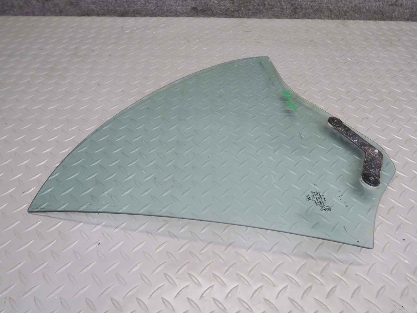 01-06 BMW E46 330ci Convertible Rear Left Driver Side Quarter Glass Window OEM