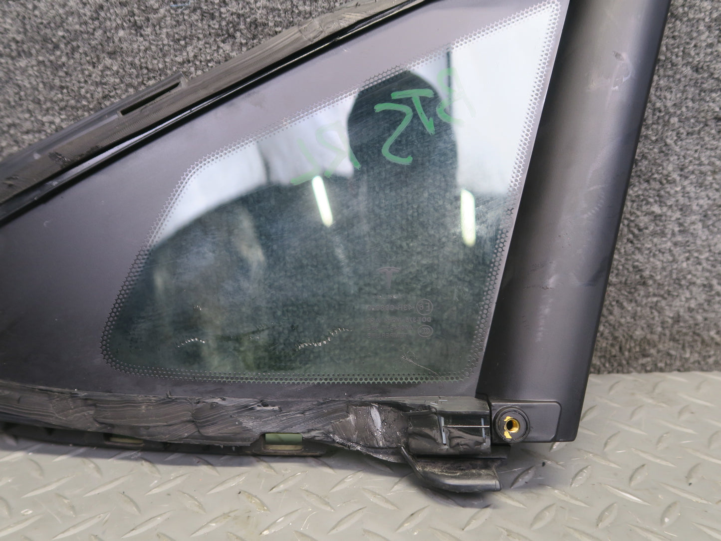 2016-2019 Tesla Model S 75D Rear Left Driver Side Quarter Window Glass