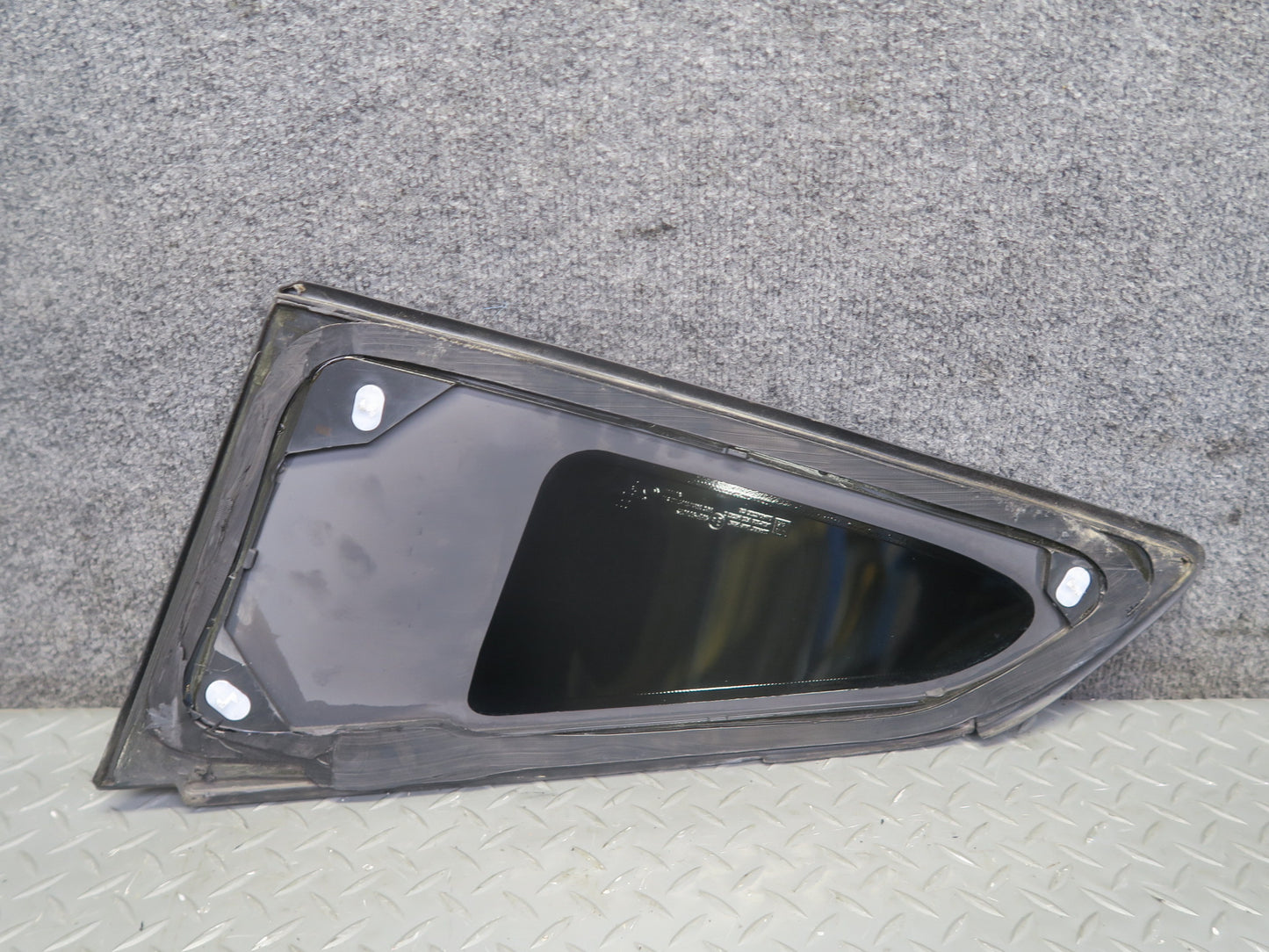 14-19 Chevrolet Corvette C7 Coupe Rear Right Quarter Glass Window OEM