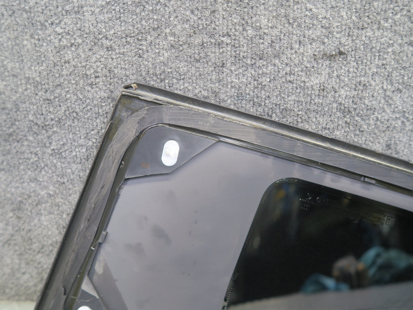 14-19 Chevrolet Corvette C7 Coupe Rear Right Quarter Glass Window OEM