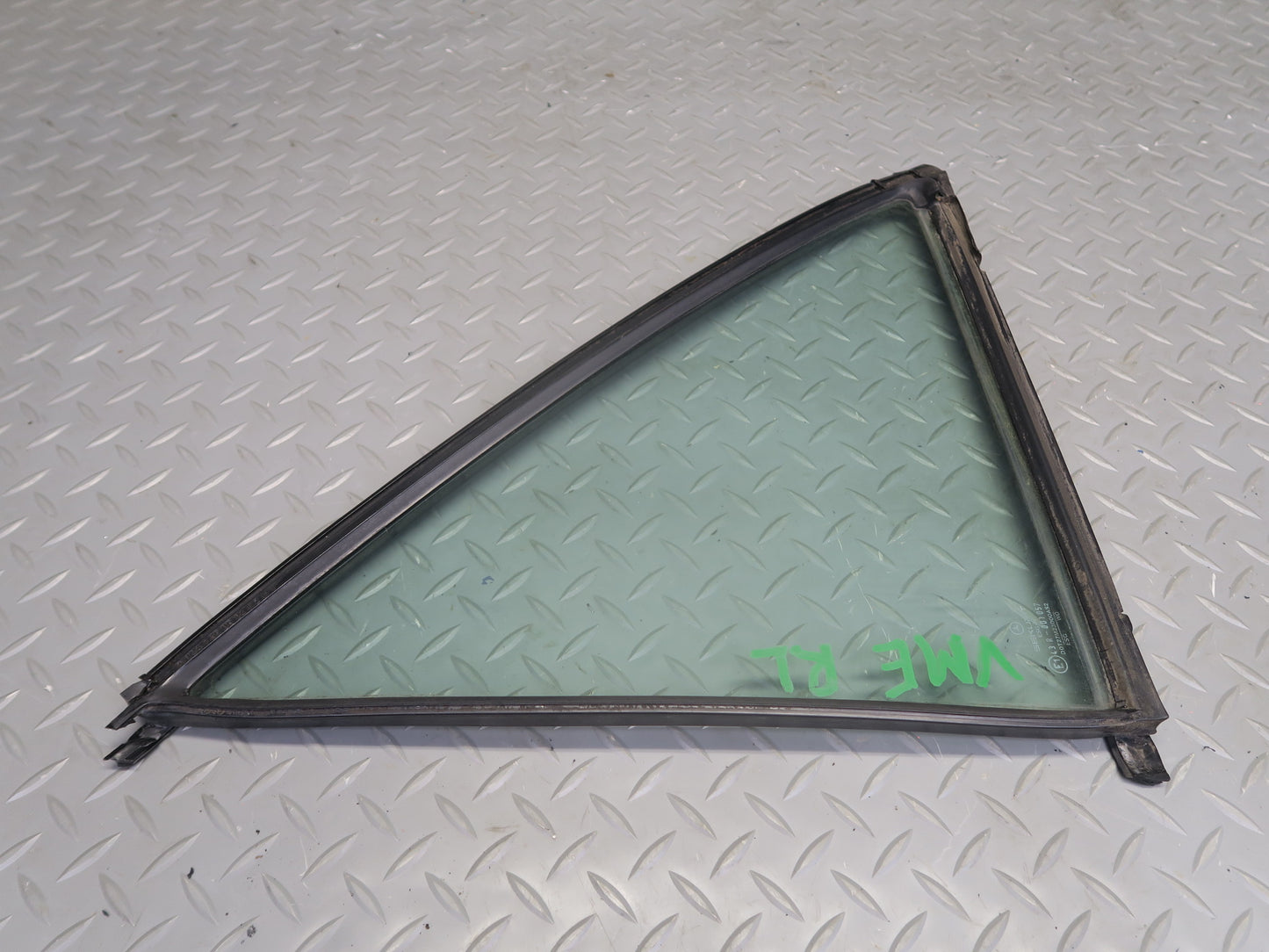 1990 Mercedes W124 300E Rear Left Door Quarter Glass Window OEM