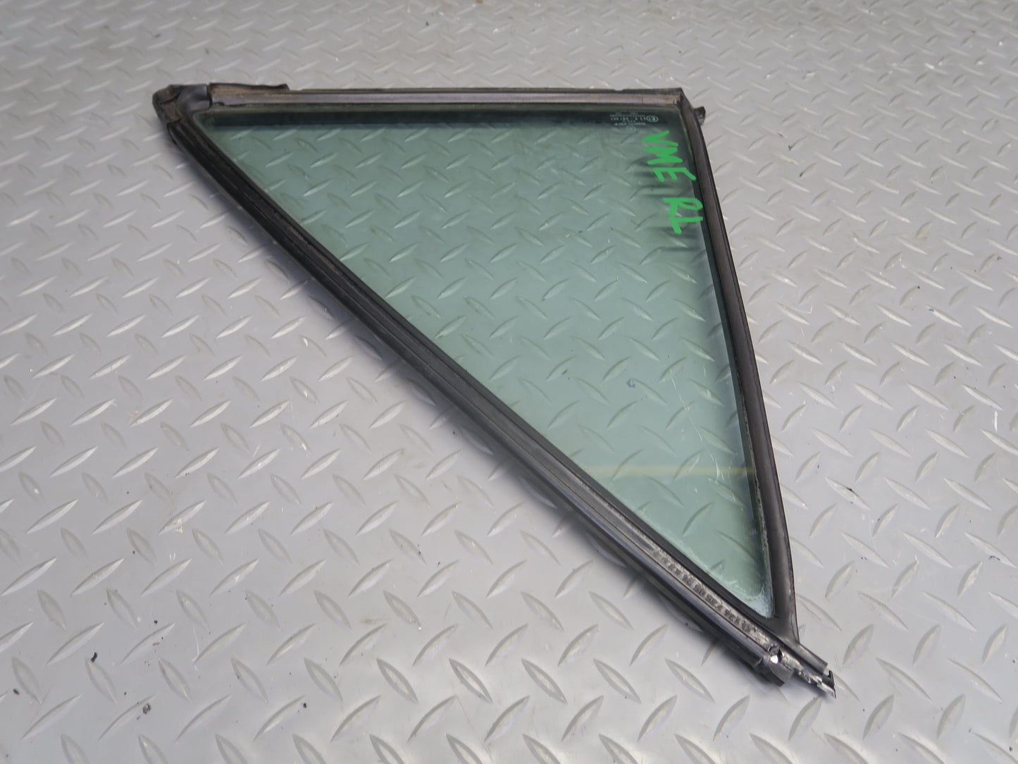 1990 Mercedes W124 300E Rear Left Door Quarter Glass Window OEM
