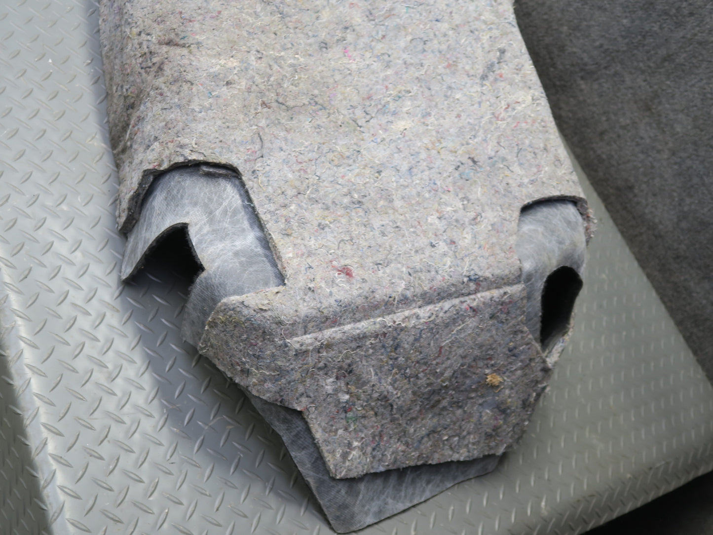 05-13 Chevrolet Corvette C6 Front Left Floor Carpet Liner Black 15265986 OEM