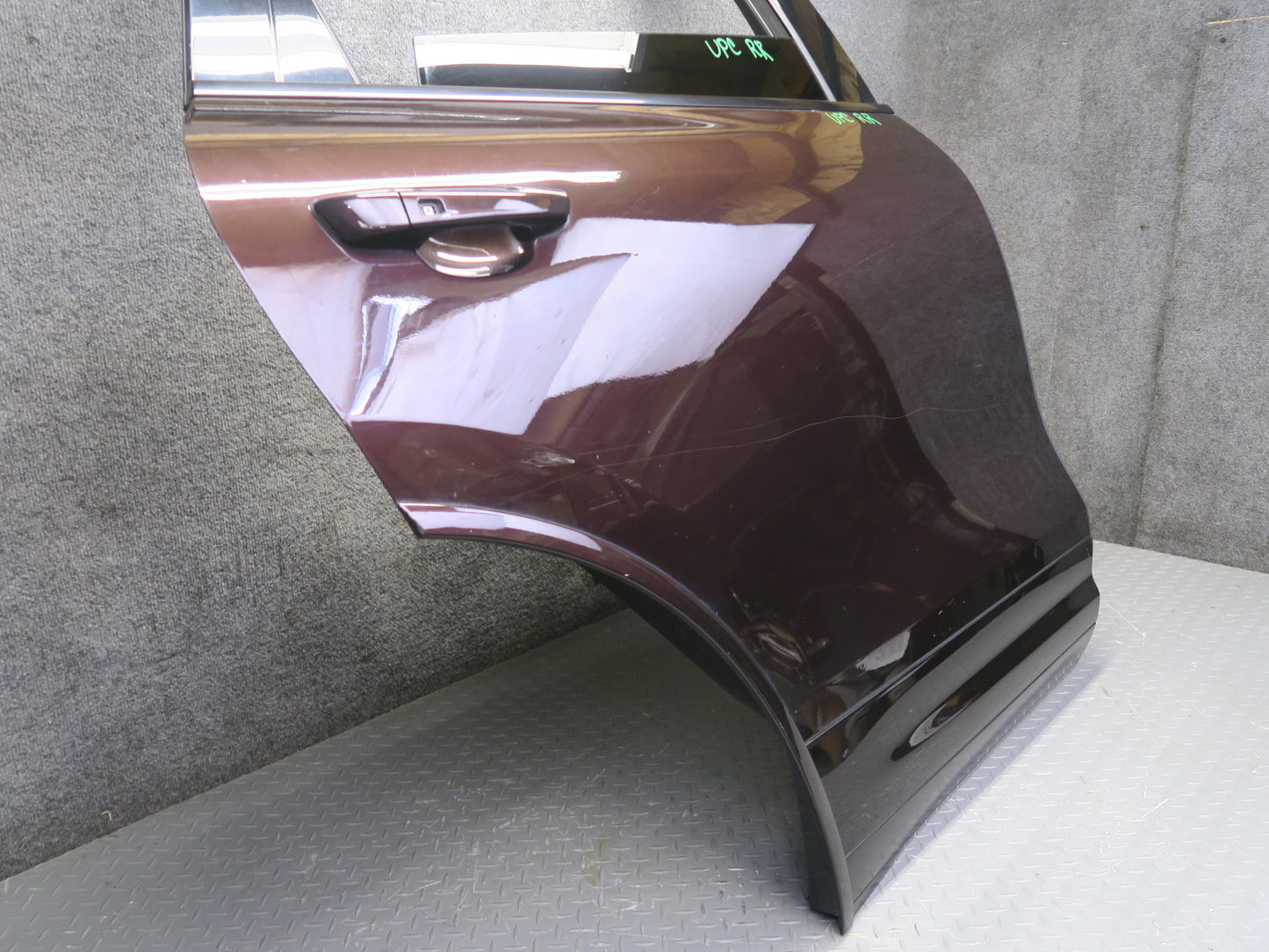 2011-2018 Porsche Cayenne 958 Rear Right Door Shell Panel w Glass Mahagony