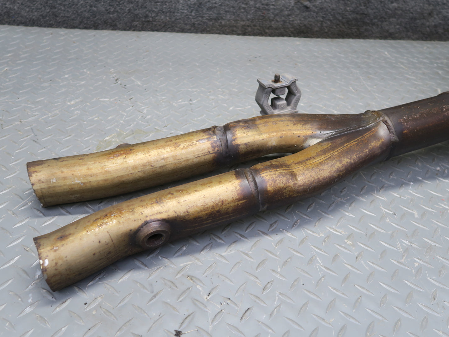 99-03 BMW E39 540ia 4.4L M62 Center Exhaust Muffler Boysen 1440155 OEM