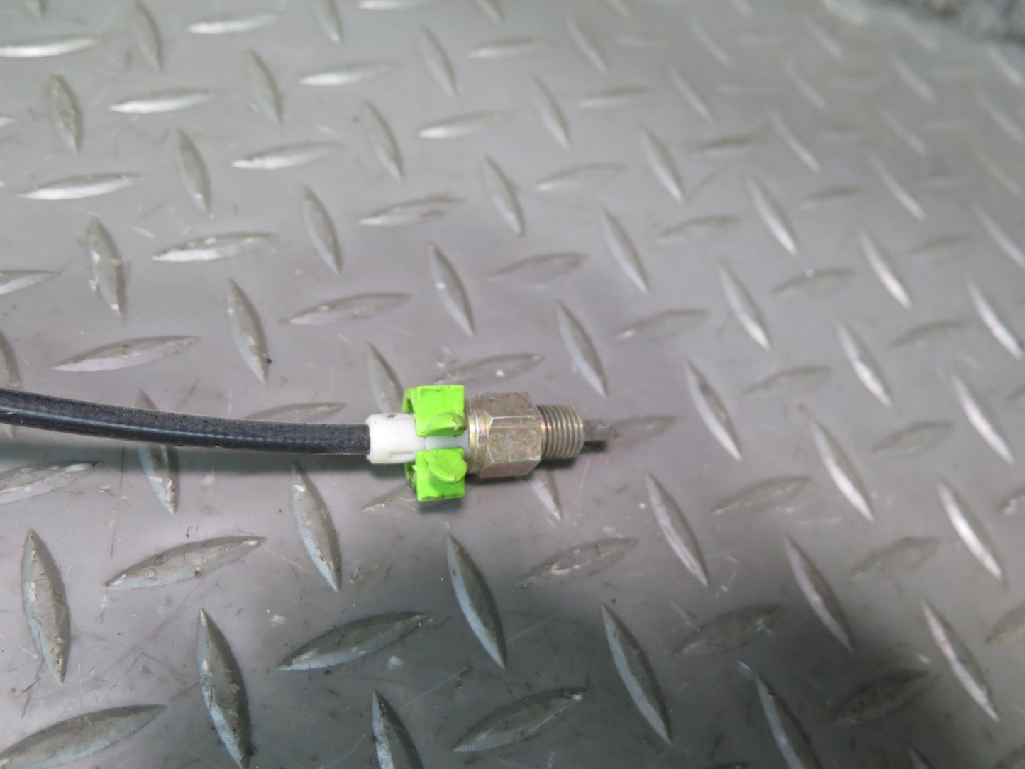 02-03 BMW E39 540ia 4.4L M62 A/T Steptronic Gearshifter w Trim Knob & Cable OEM
