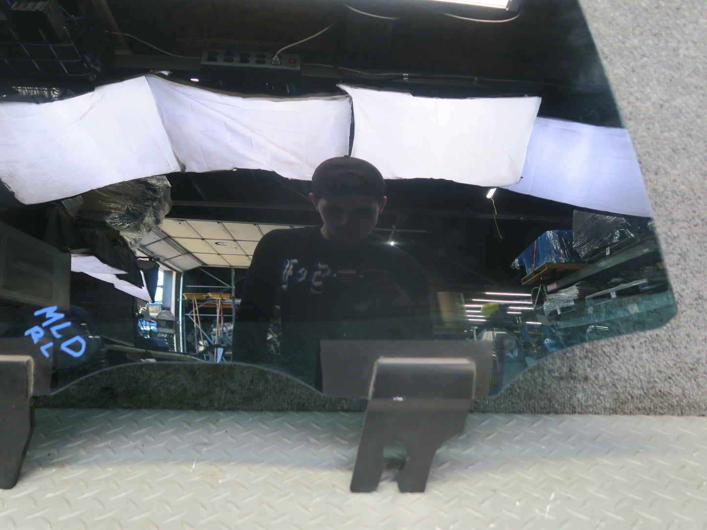 2017-2020 Maserati Levante M161 Rear Left Door Glass Window