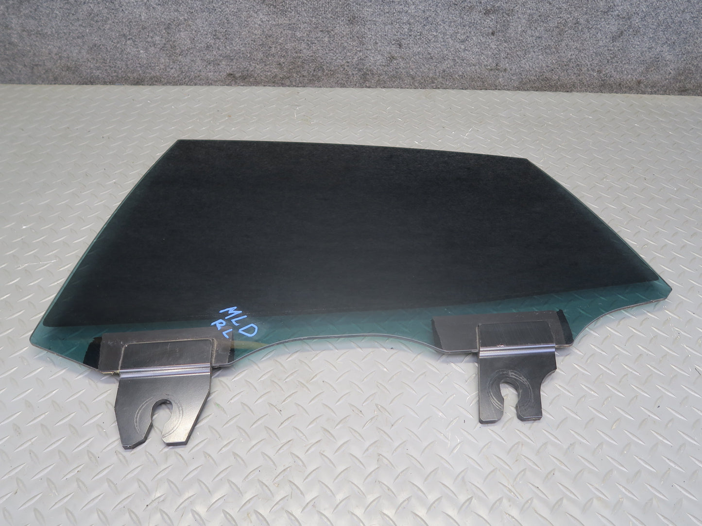 2017-2020 Maserati Levante M161 Rear Left Door Glass Window