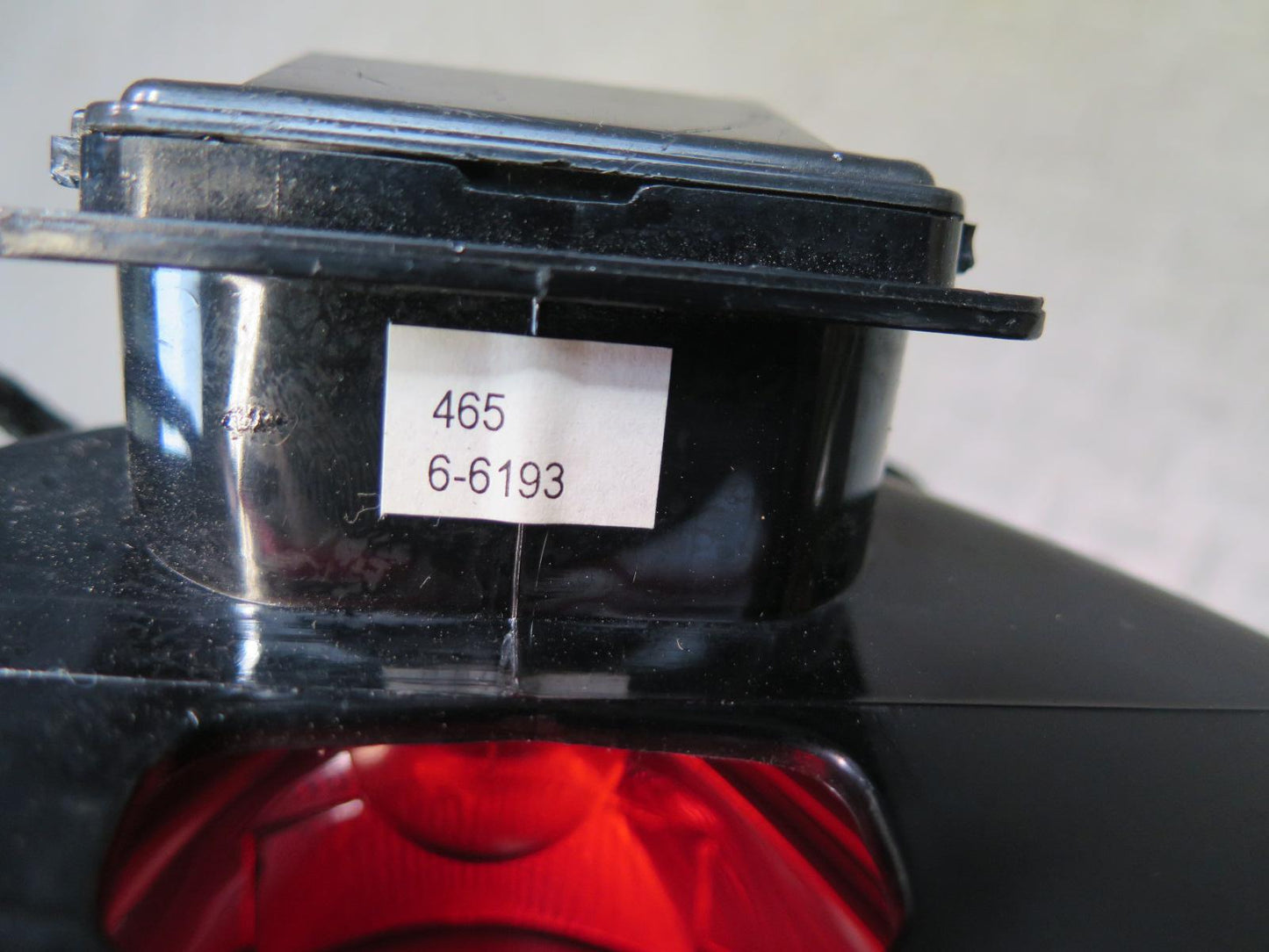97-03 BMW E39 540ia Sedan Rear Third Brake Light Lamp 8385659 OEM