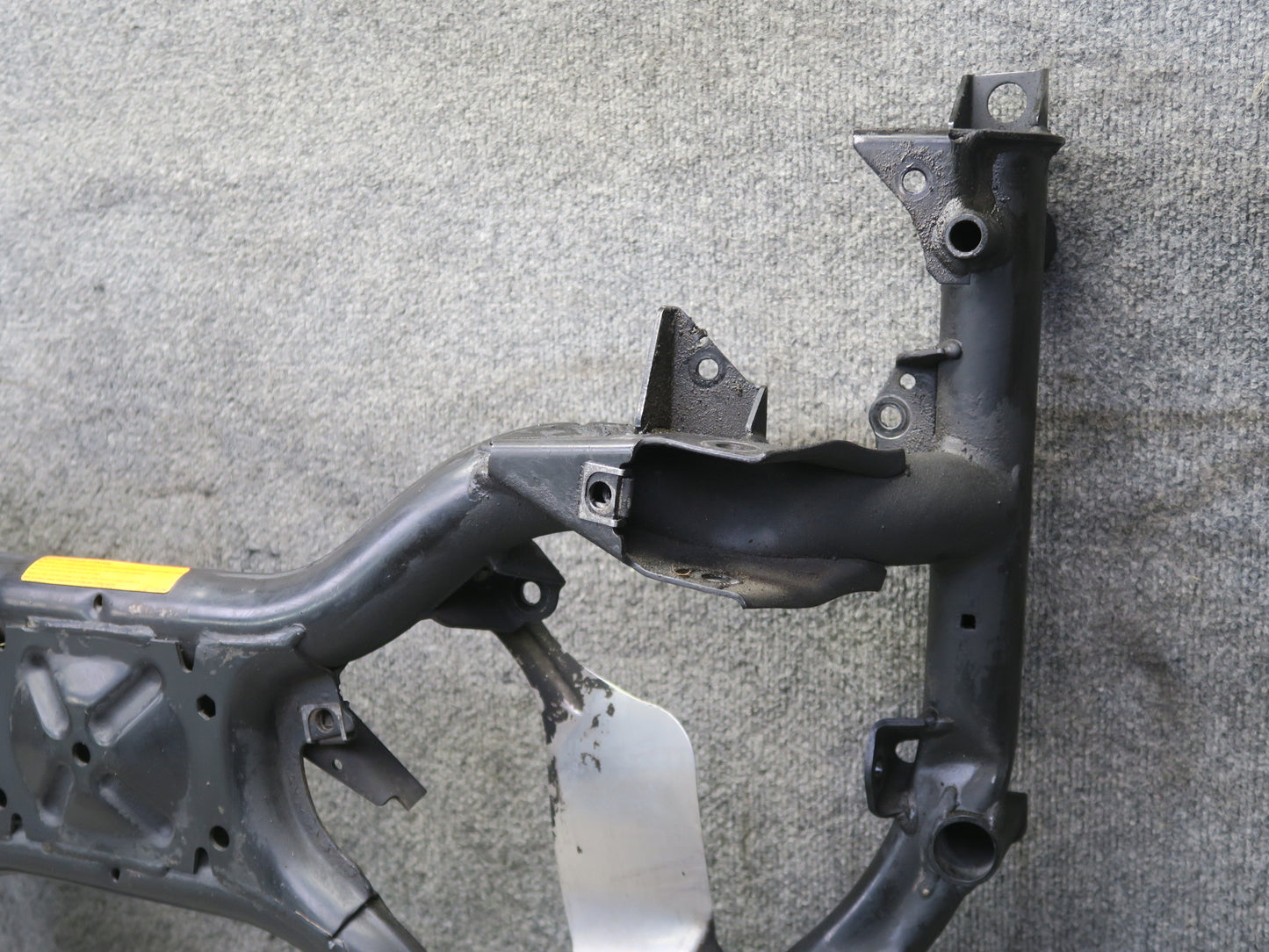 97-03 BMW E39 540ia 4.4L M62 Front Suspension Crossmember w Heat Shield Assy OEM
