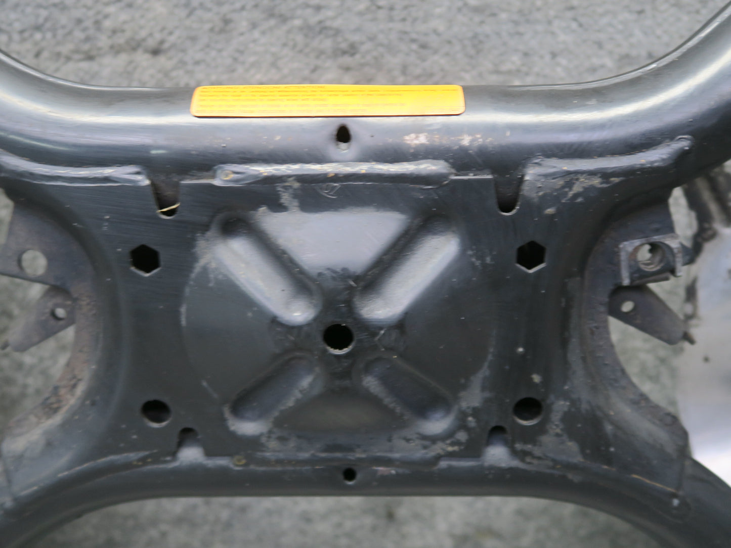 97-03 BMW E39 540ia 4.4L M62 Front Suspension Crossmember w Heat Shield Assy OEM