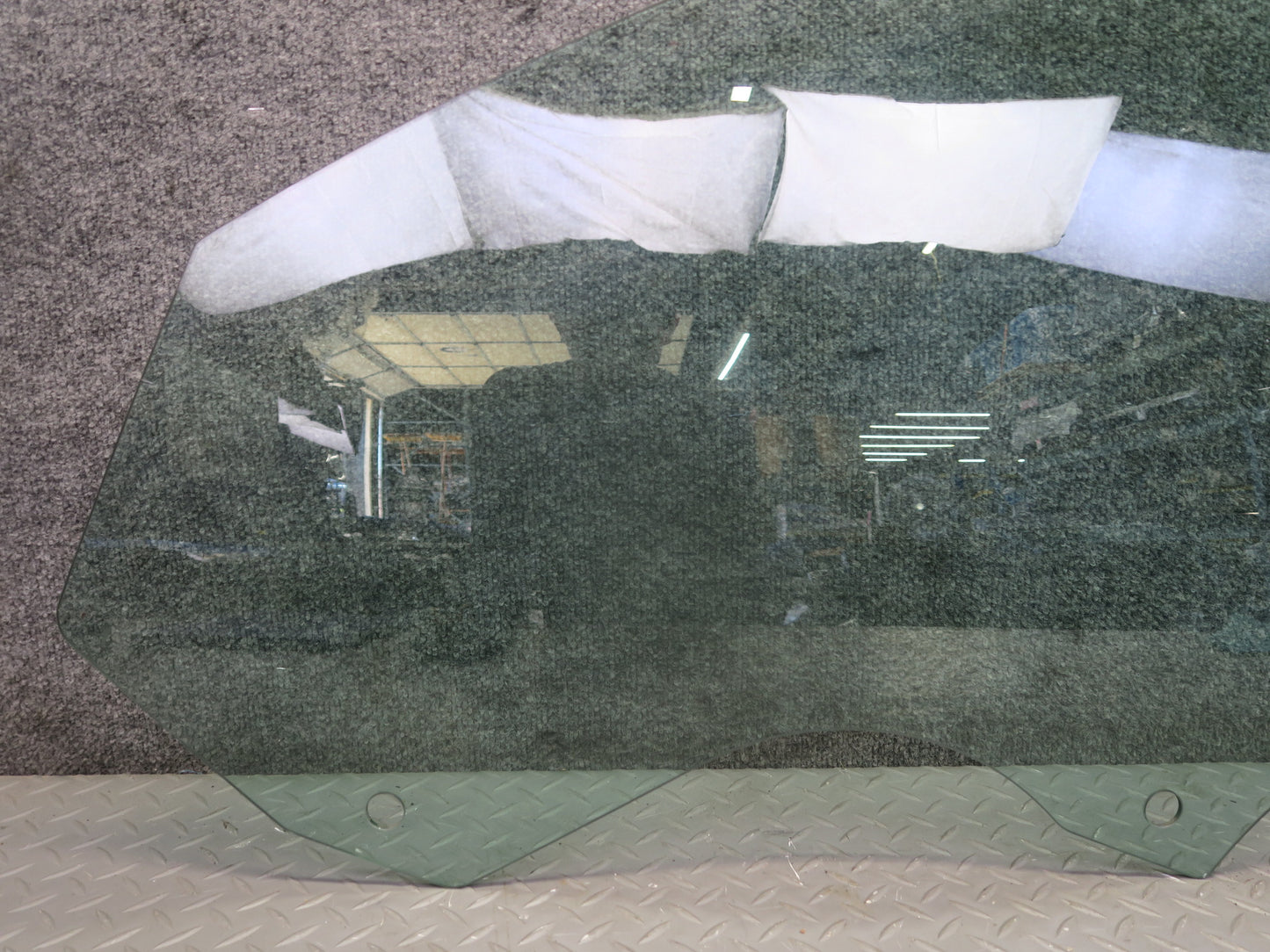 2017-2023 Alfa Romeo Stelvio Front Left Driver Side Door Glass Window