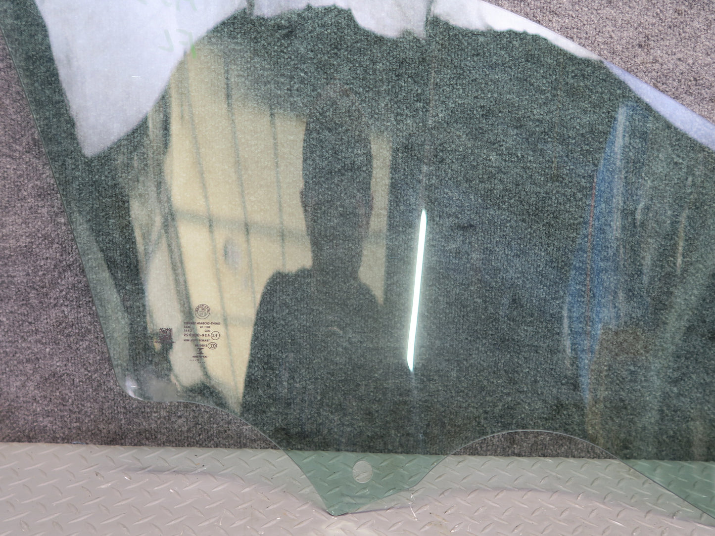 2017-2023 Alfa Romeo Stelvio Front Left Driver Side Door Glass Window
