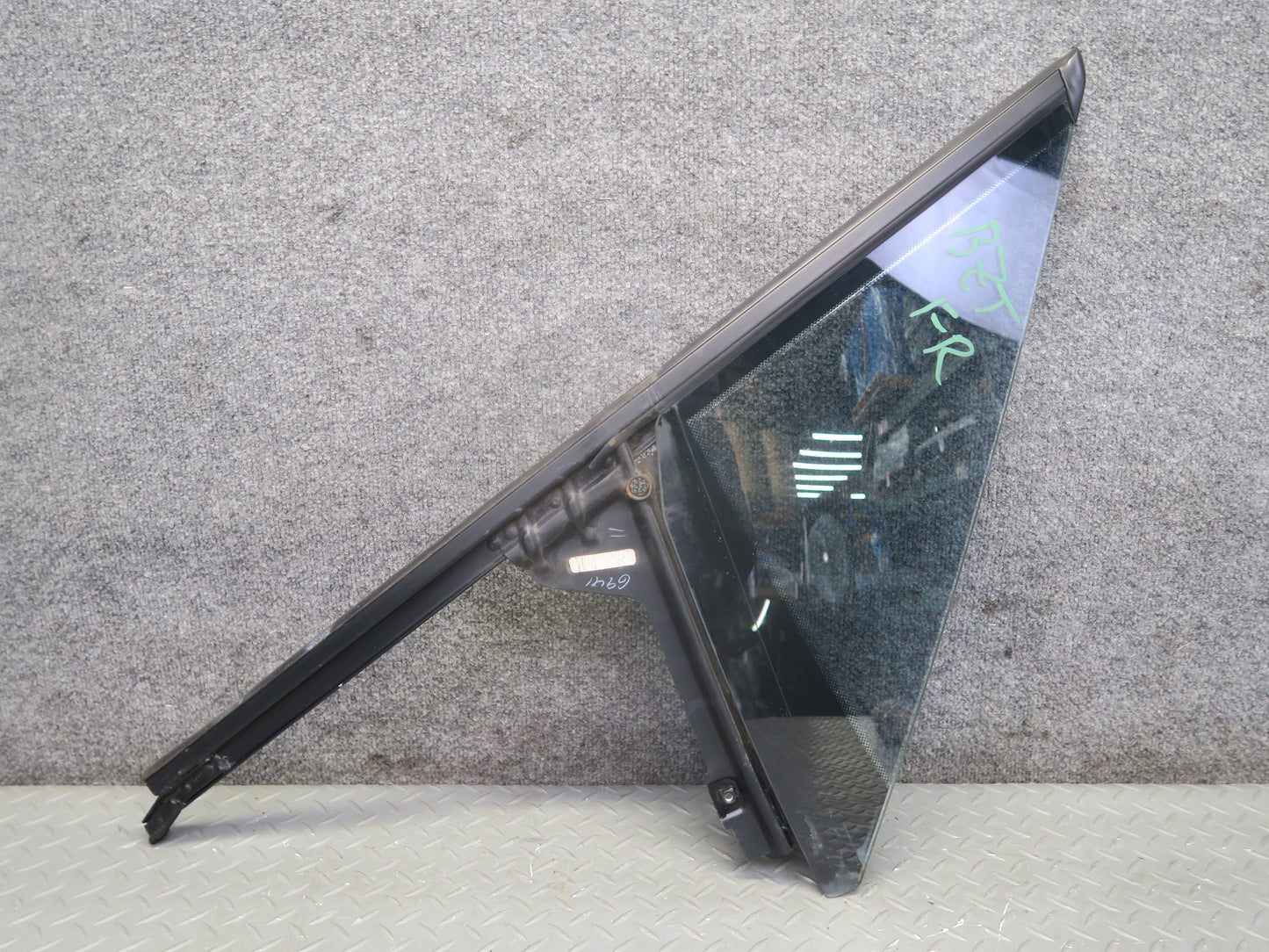 96-02 BMW E36/7 Z3 Roadster Front Right Door Fixed Glass Window OEM