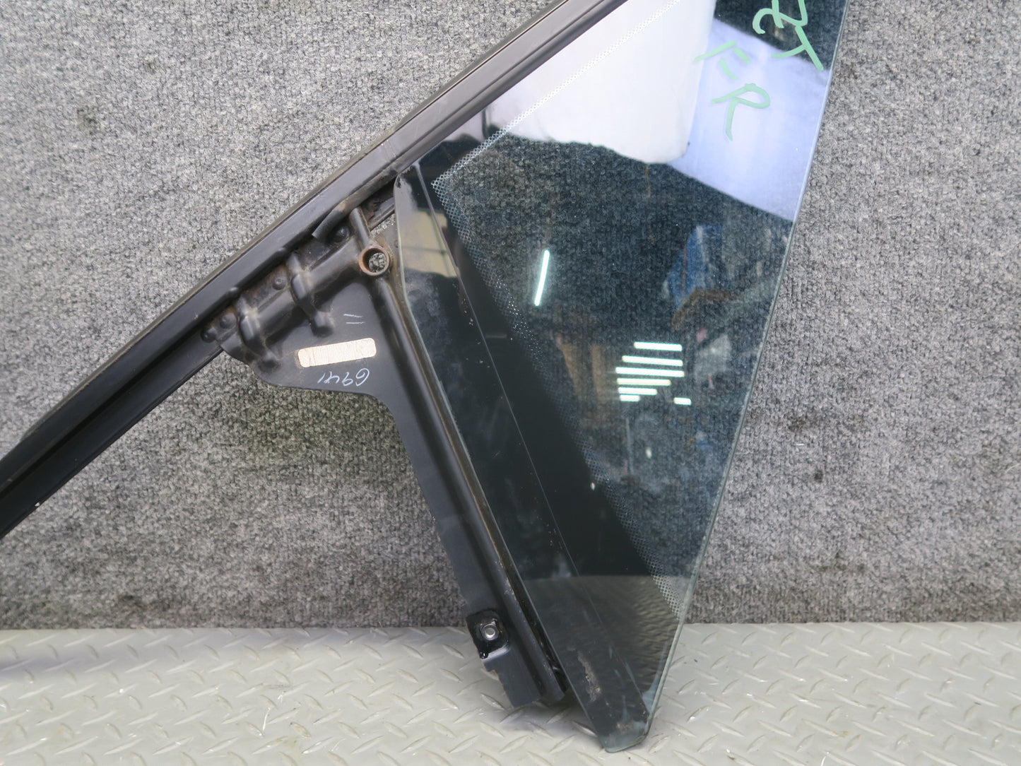 96-02 BMW E36/7 Z3 Roadster Front Right Door Fixed Glass Window OEM