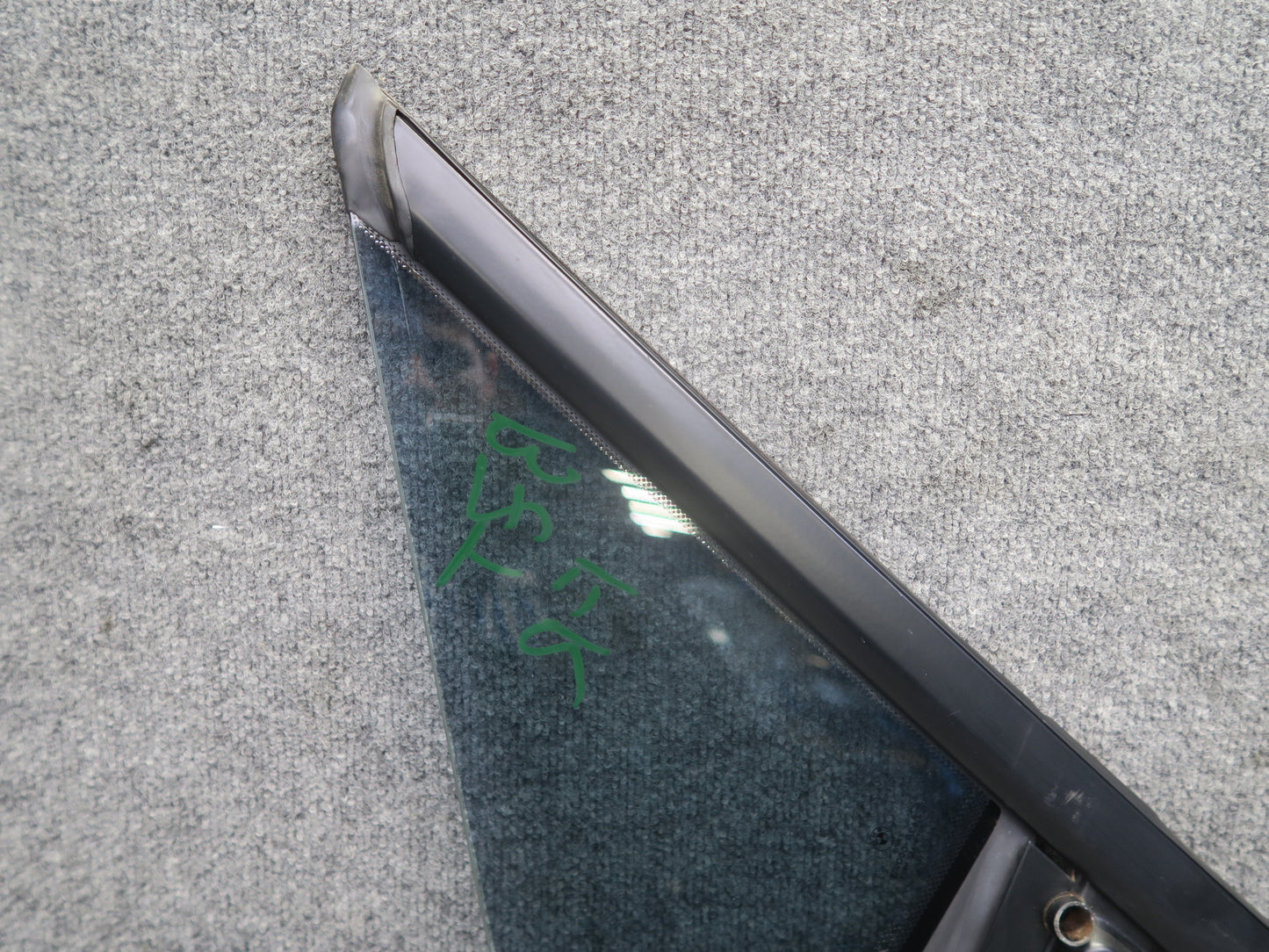 96-02 BMW E36/7 Z3 Roadster Front Right Door Fixed Glass Window OEM