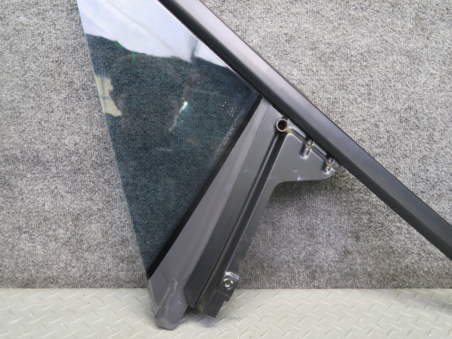 96-02 BMW E36/7 Z3 Roadster Front Right Door Fixed Glass Window OEM