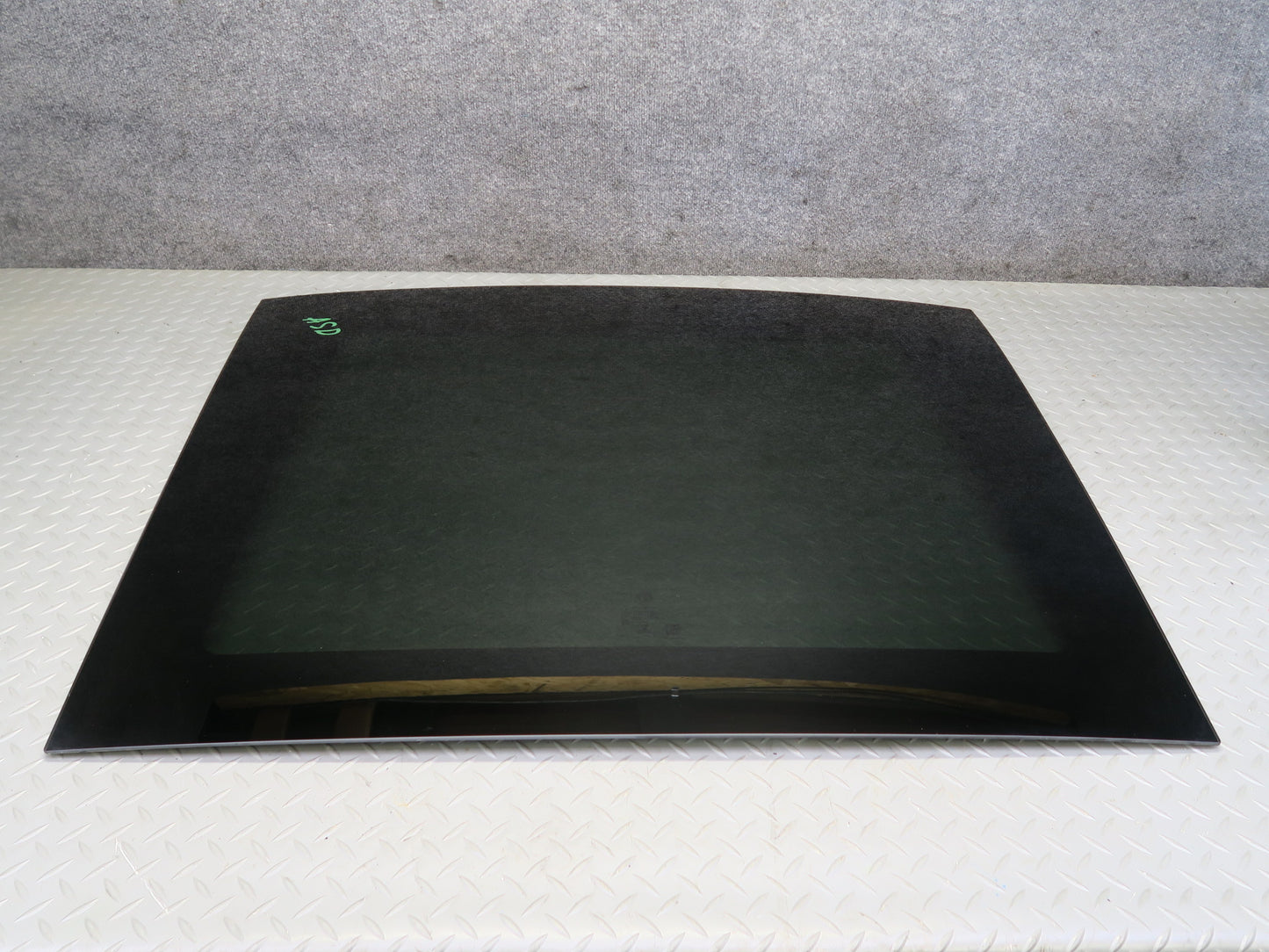 2017-2023 Alfa Romeo Stelvio Front Upper Panoramic Sunroof Window Glass