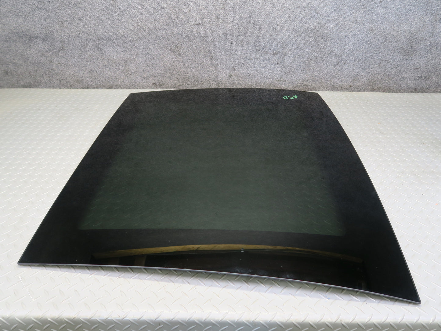 2017-2023 Alfa Romeo Stelvio Front Upper Panoramic Sunroof Window Glass