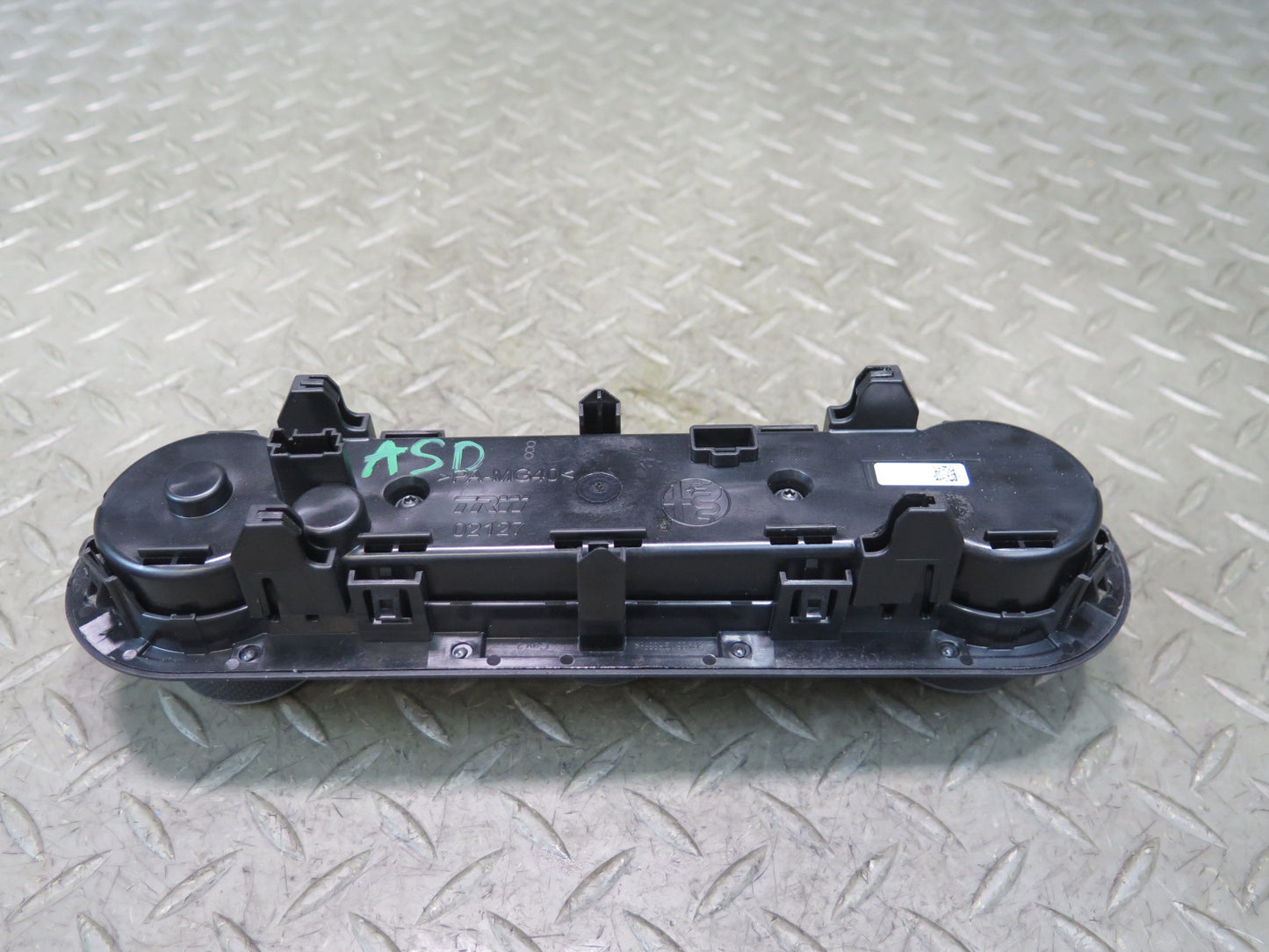 2017-2023 Alfa Romeo Stelvio A/C Climate Heater Control Switch Panel