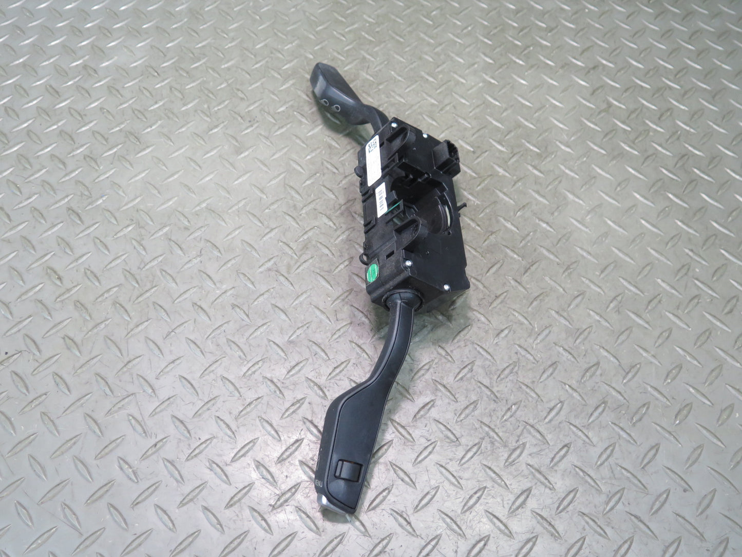2017-2023 Alfa Romeo Stelvio Steering Column Multifunction Control Switch