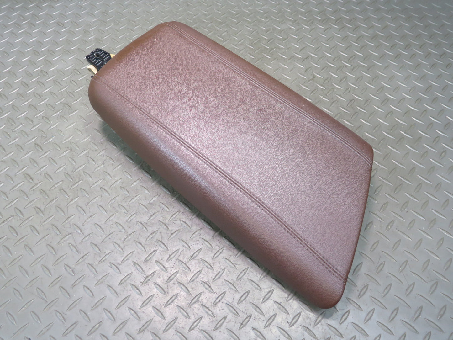 2017-2023 Alfa Romeo Stelvio Front Center Console Armrest Cover Lid Chocolate