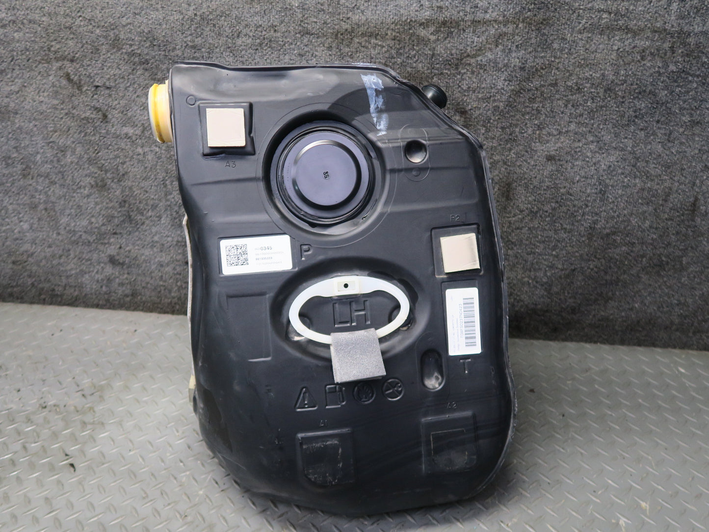 14-19 Chevrolet Corvette C7 Set of 2 Left & Right Fuel Tank Unit 49K Miles OEM