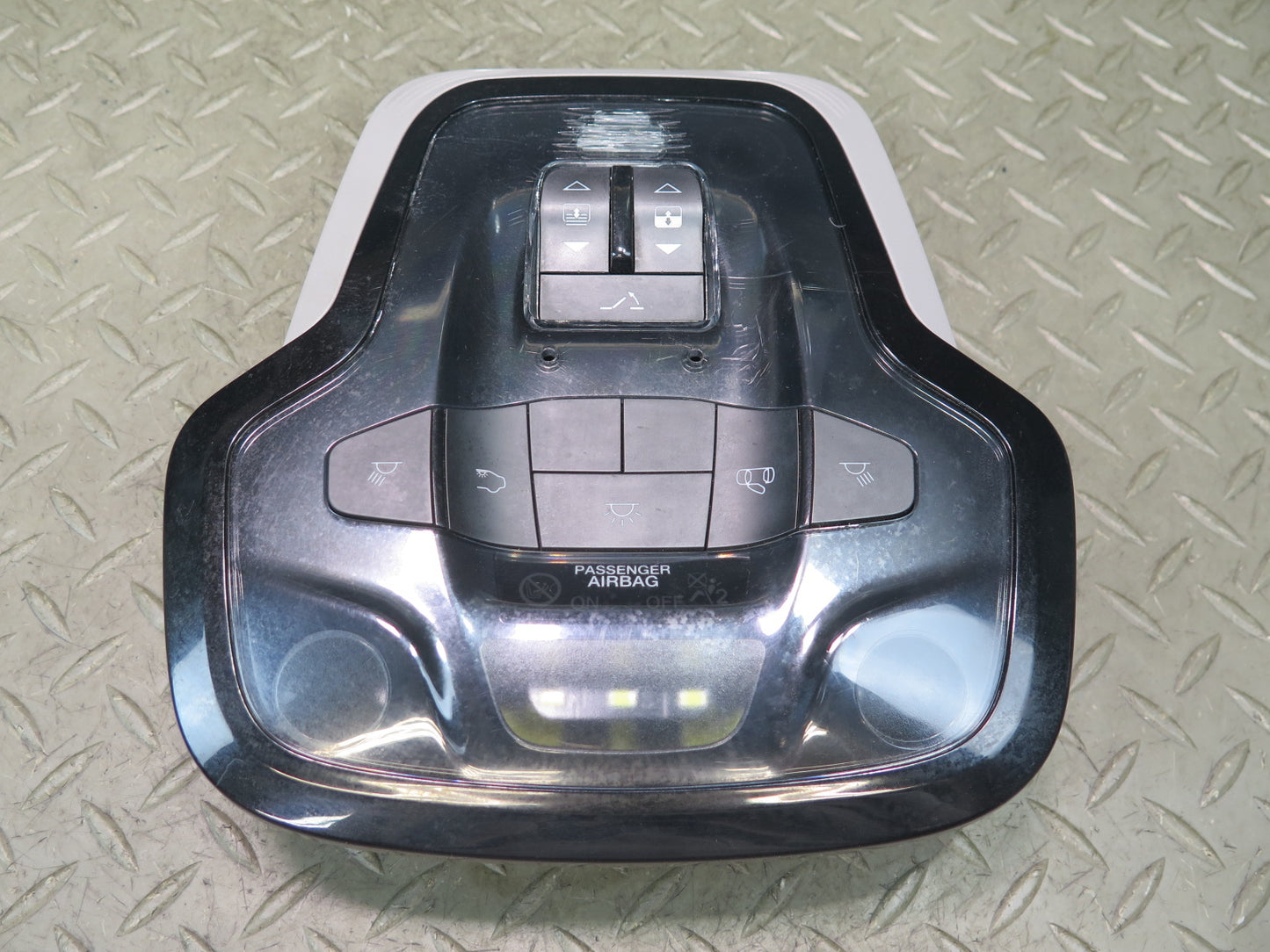 2017-2023 Alfa Romeo Stelvio Front Overhead Console Dome Light Lamp Panel