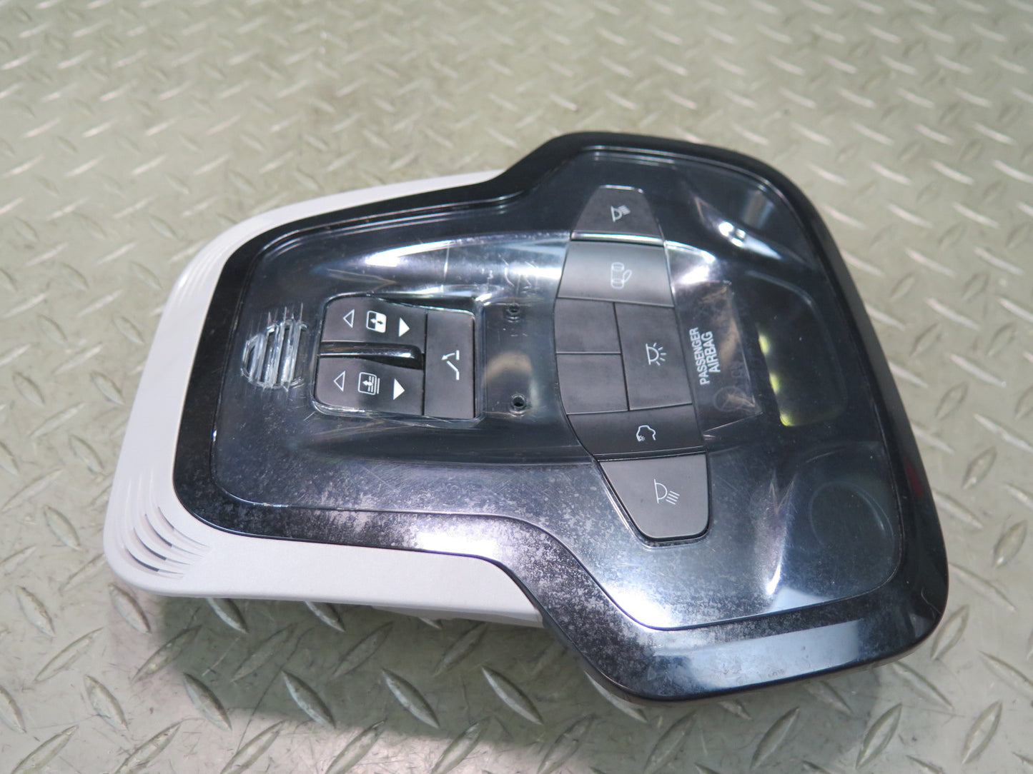 2017-2023 Alfa Romeo Stelvio Front Overhead Console Dome Light Lamp Panel
