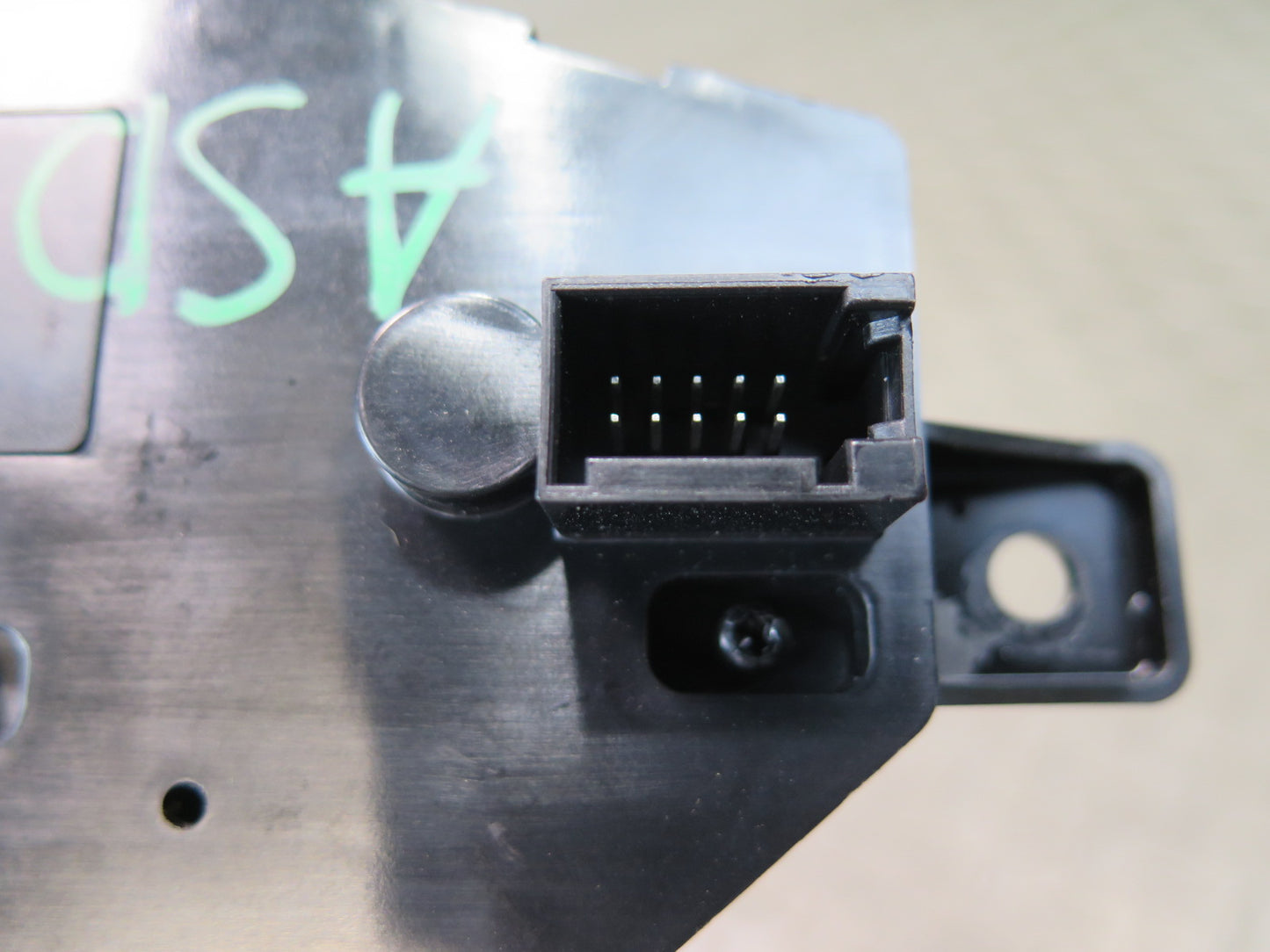 2017-2023 Alfa Romeo Stelvio Center Console Multimedia Control Switch